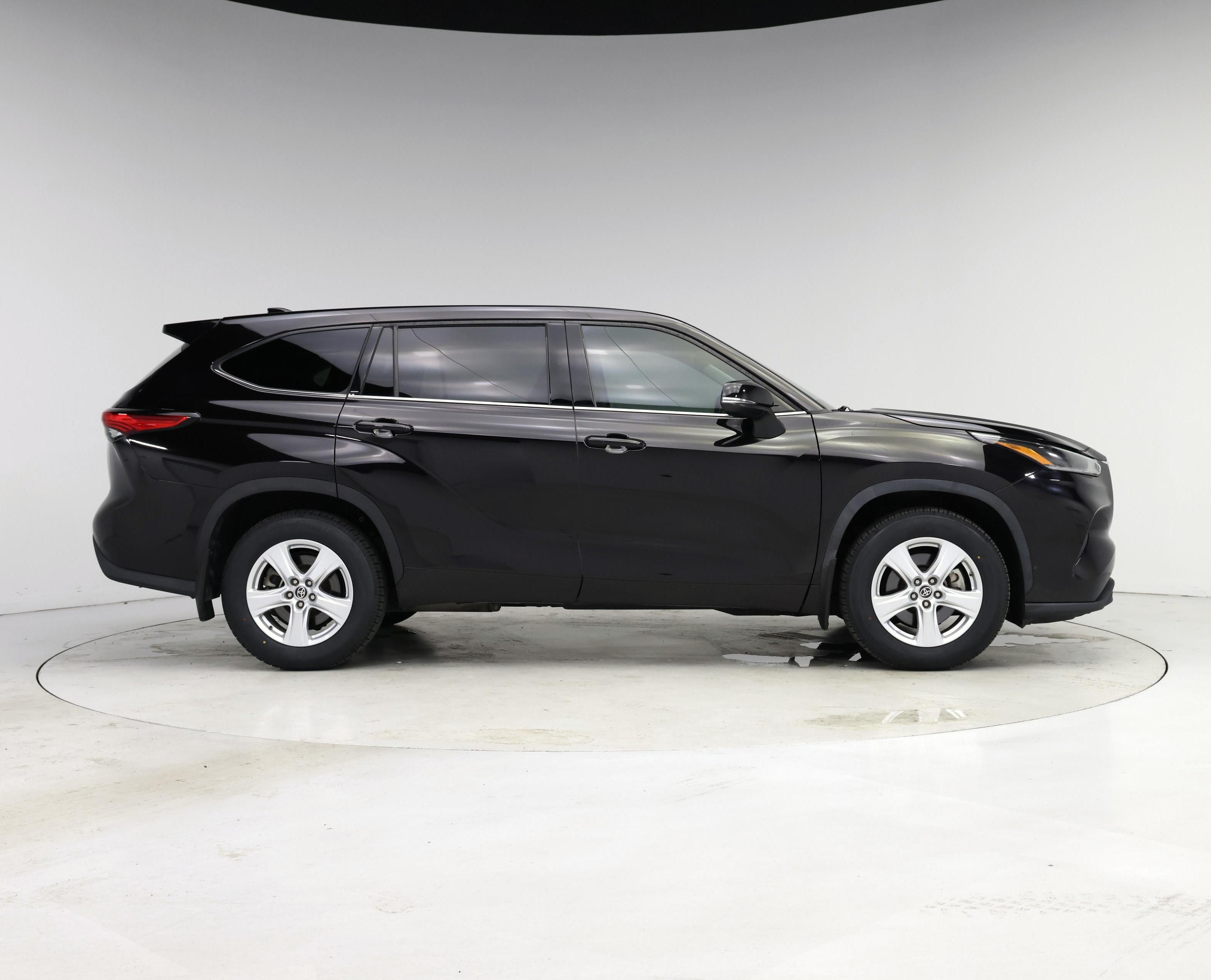 Thumbnail: 2021 Toyota Highlander - 7