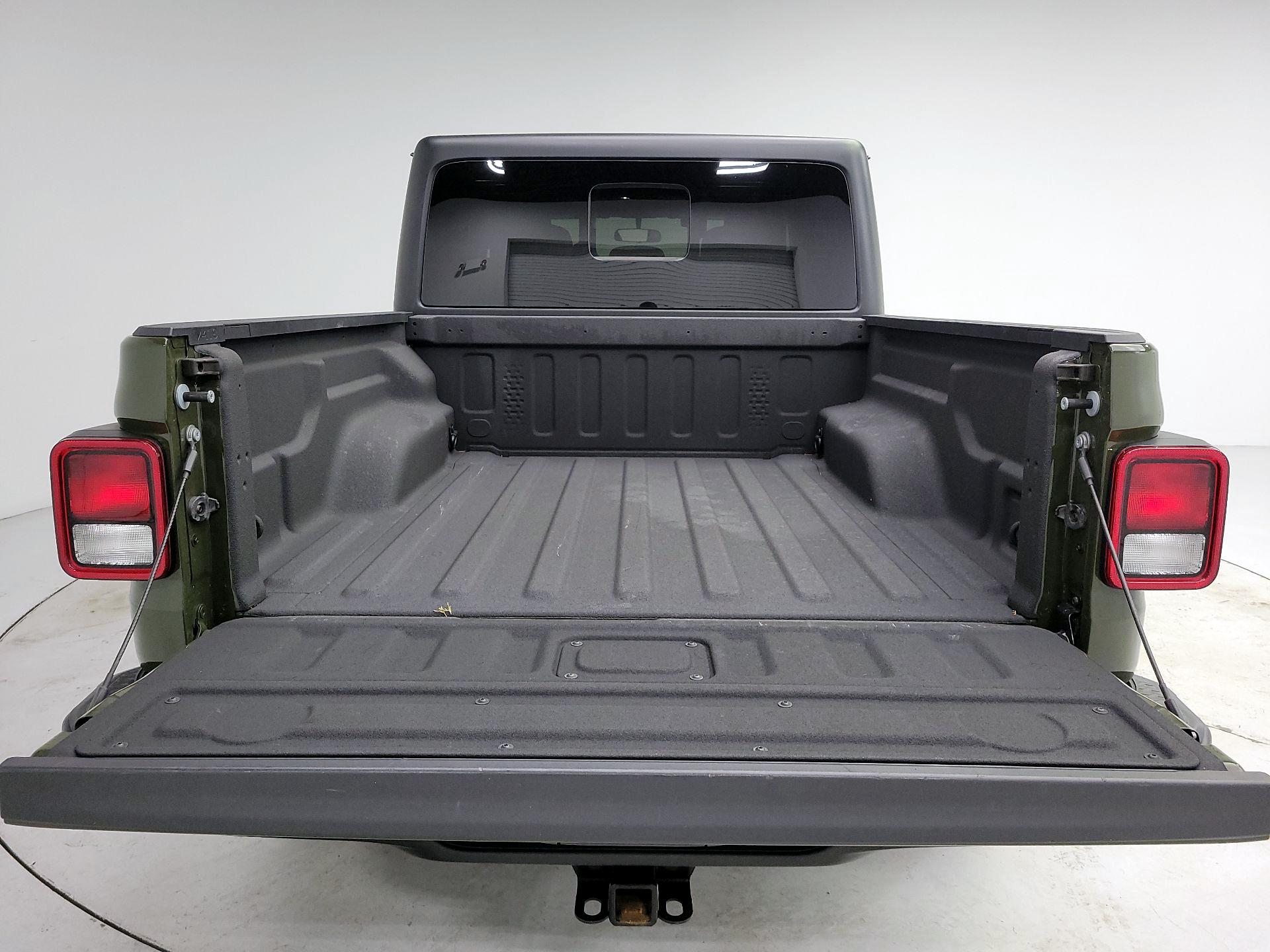 Thumbnail: 2022 Jeep Gladiator - 20