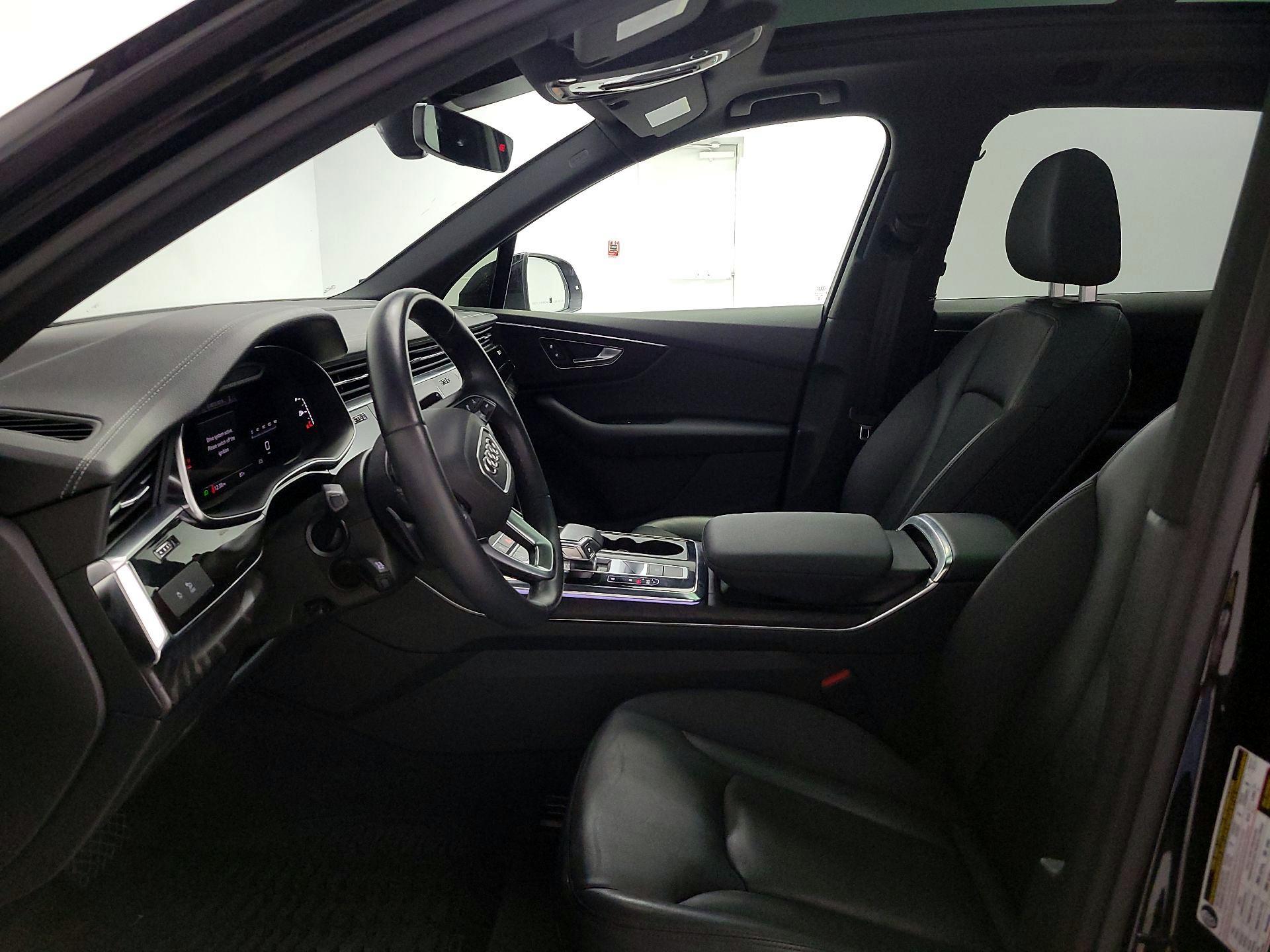Thumbnail: 2023 Audi Q7 - 11