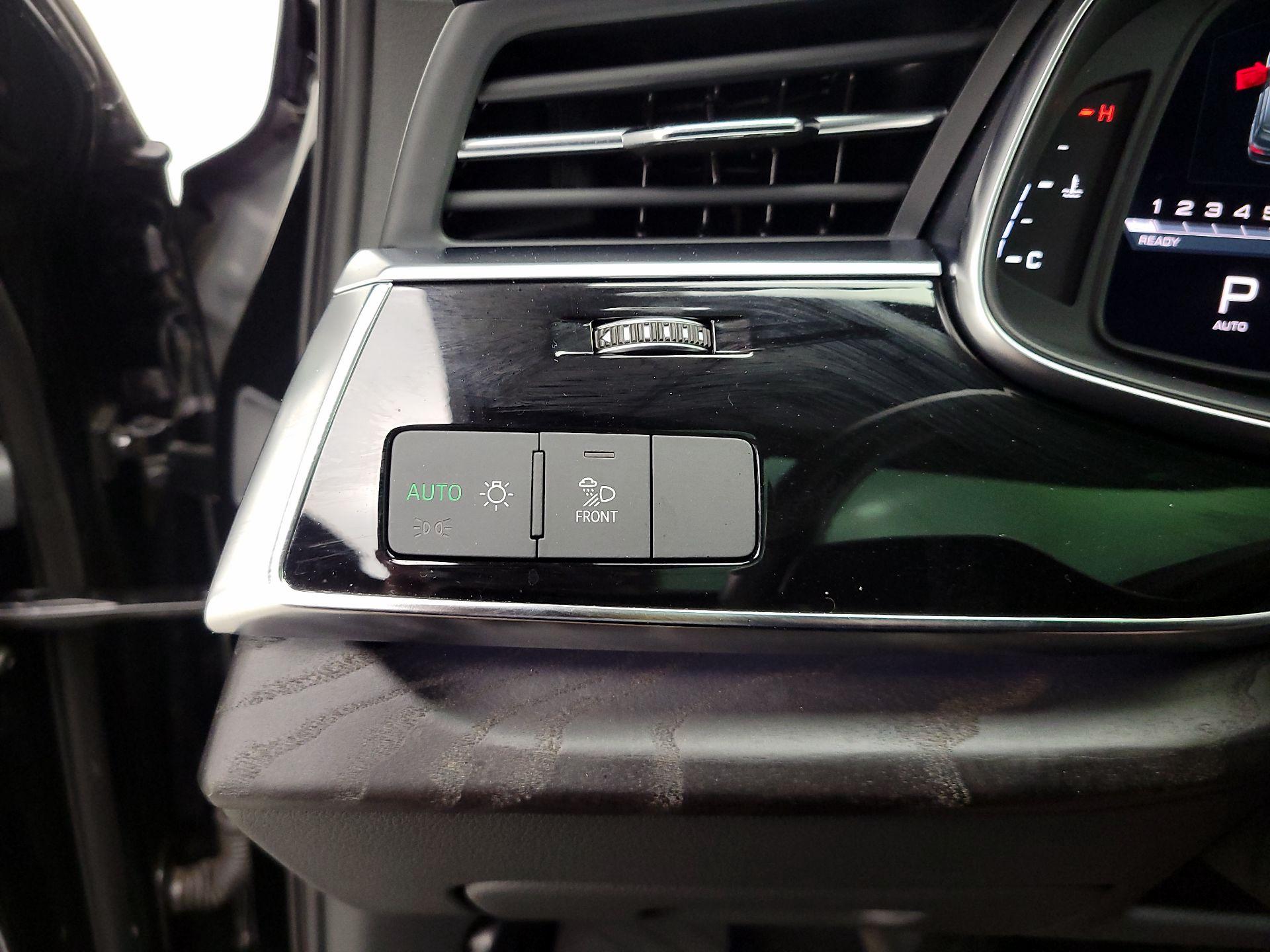 Thumbnail: 2023 Audi Q7 - 13