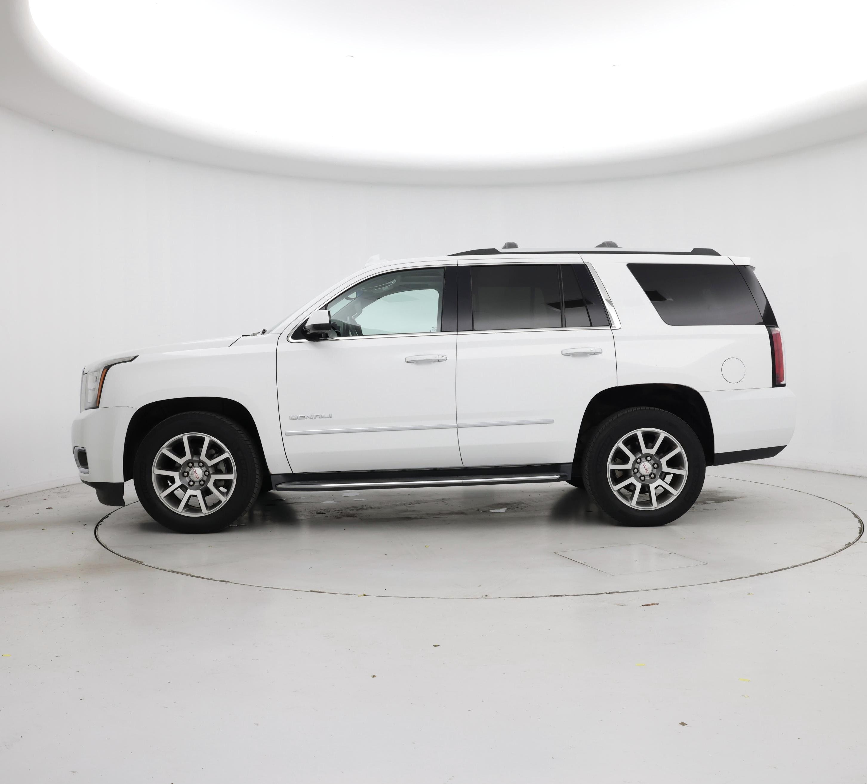 Thumbnail: 2015 GMC Yukon - 3