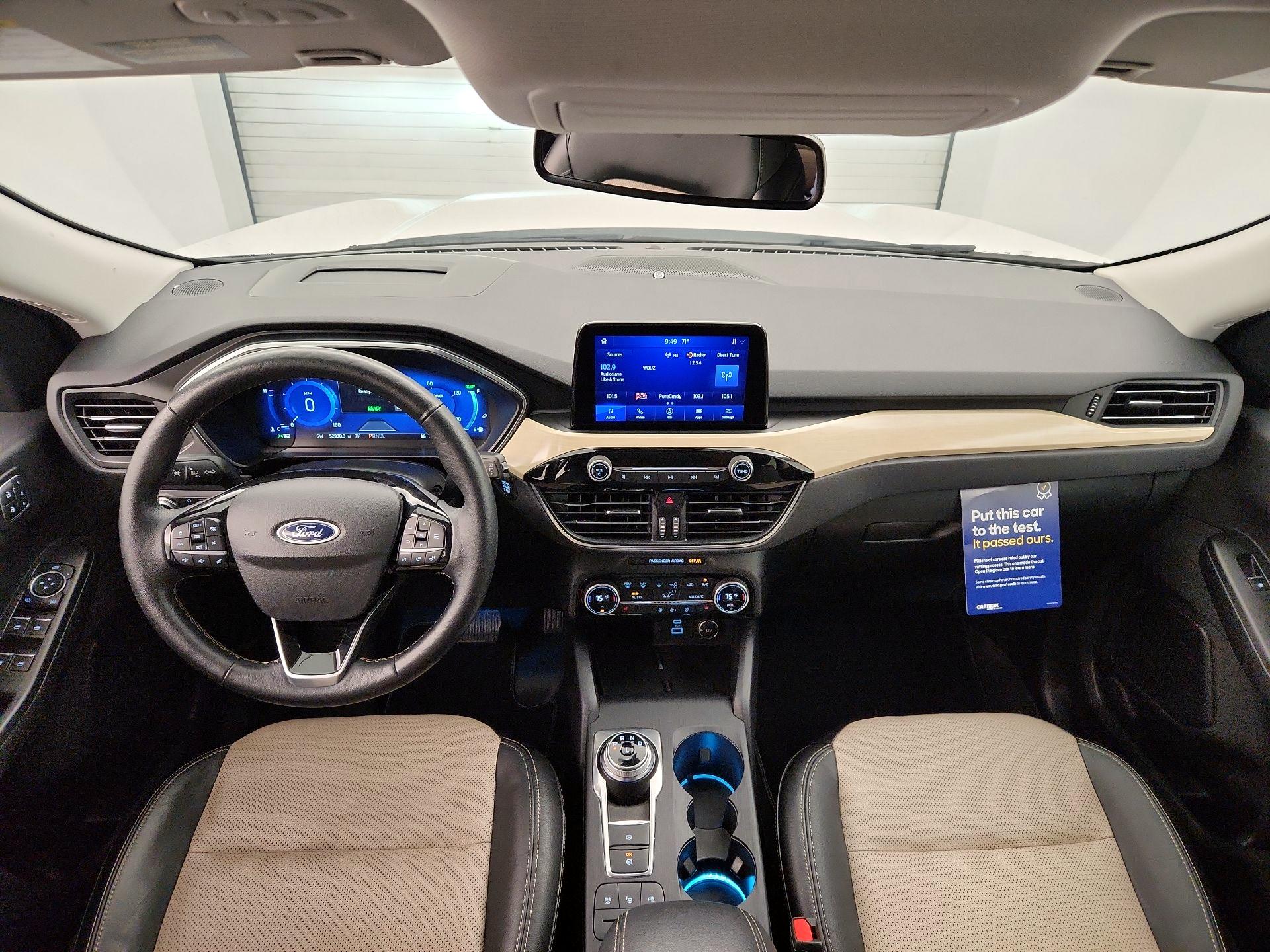 Thumbnail: 2021 Ford Escape - 9