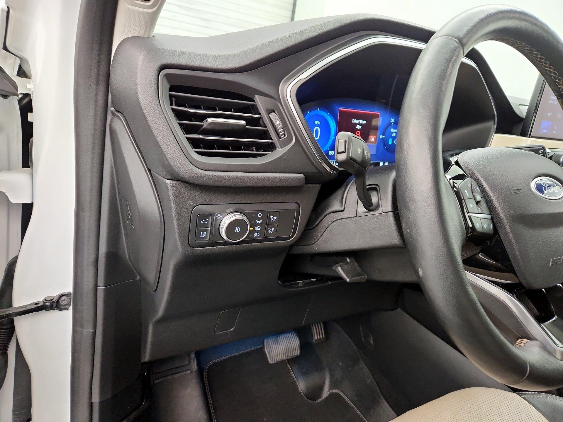 Thumbnail: 2021 Ford Escape - 13