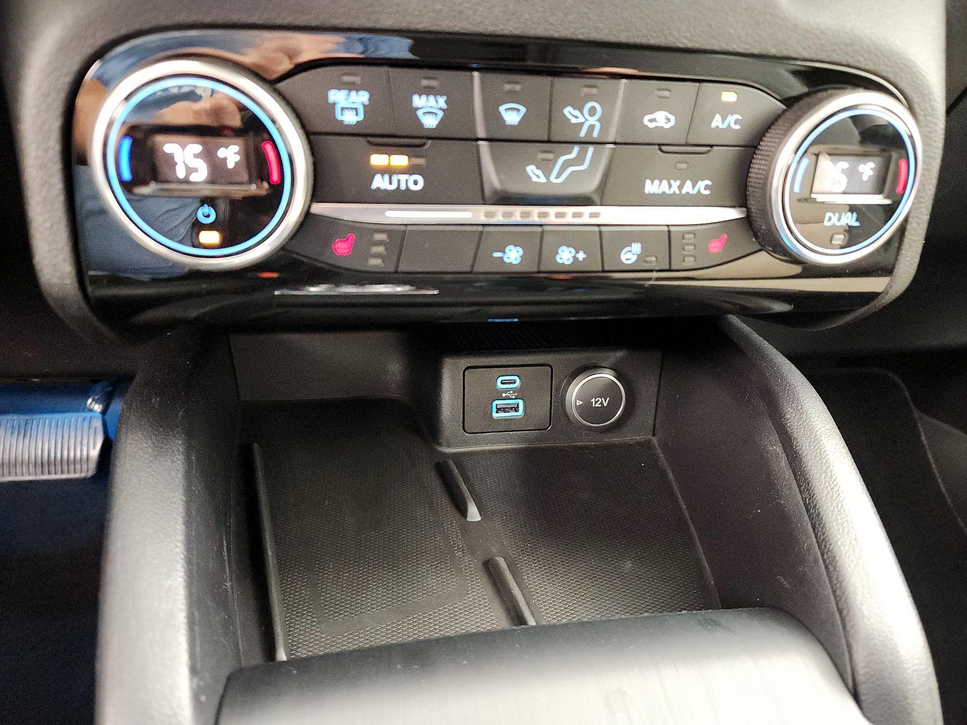 Thumbnail: 2021 Ford Escape - 19