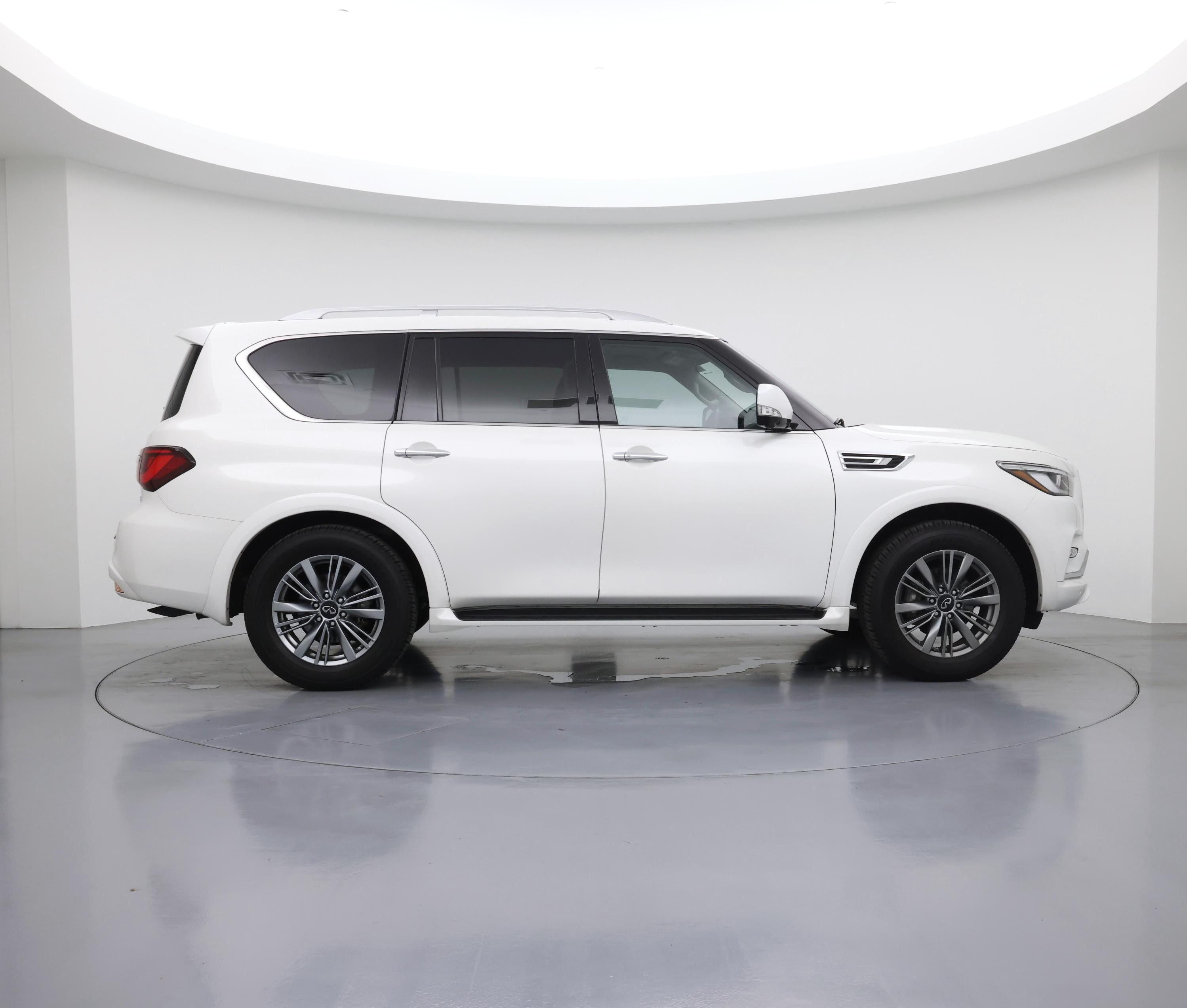 Thumbnail: 2022 INFINITI QX80 - 7