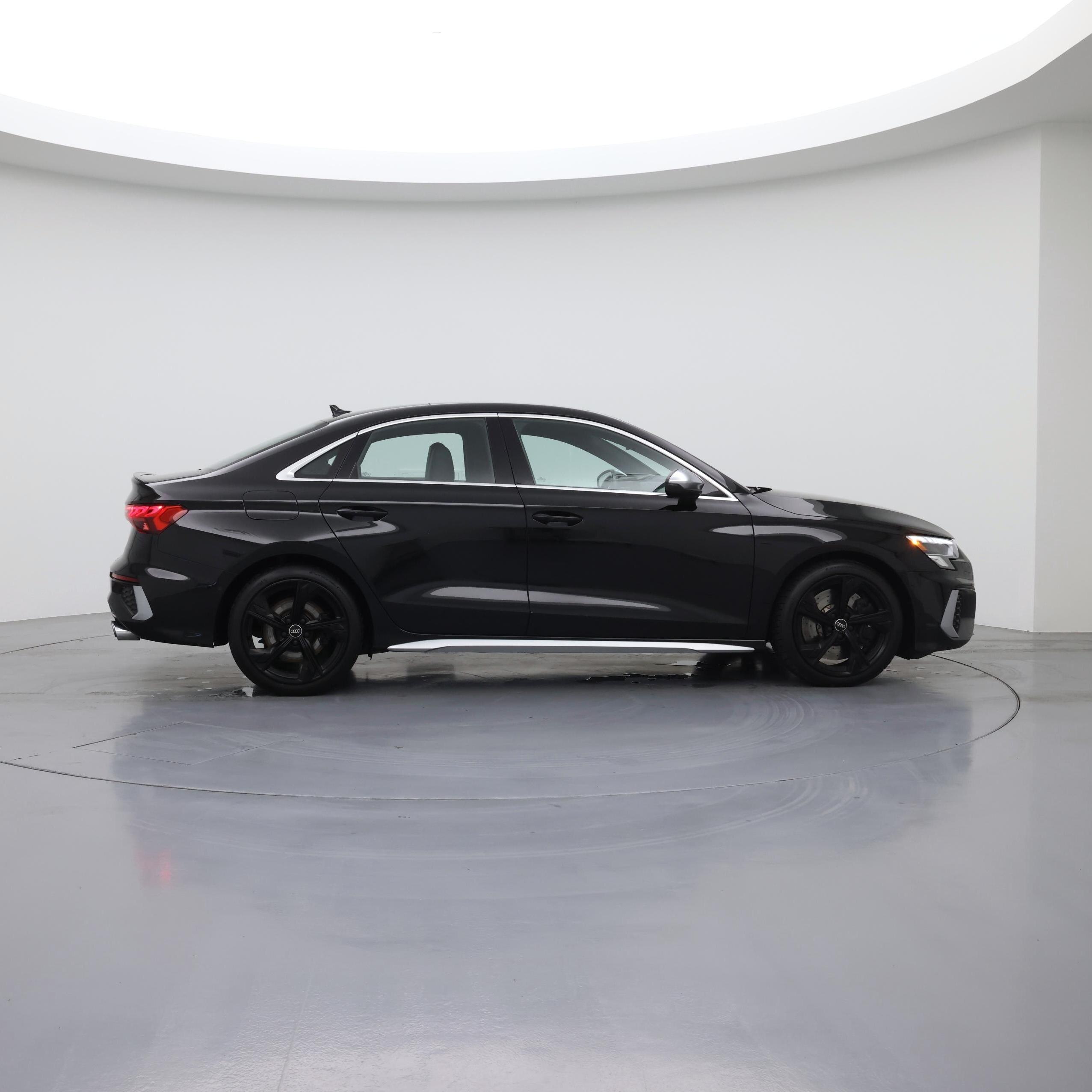 Thumbnail: 2022 Audi S3 - 7
