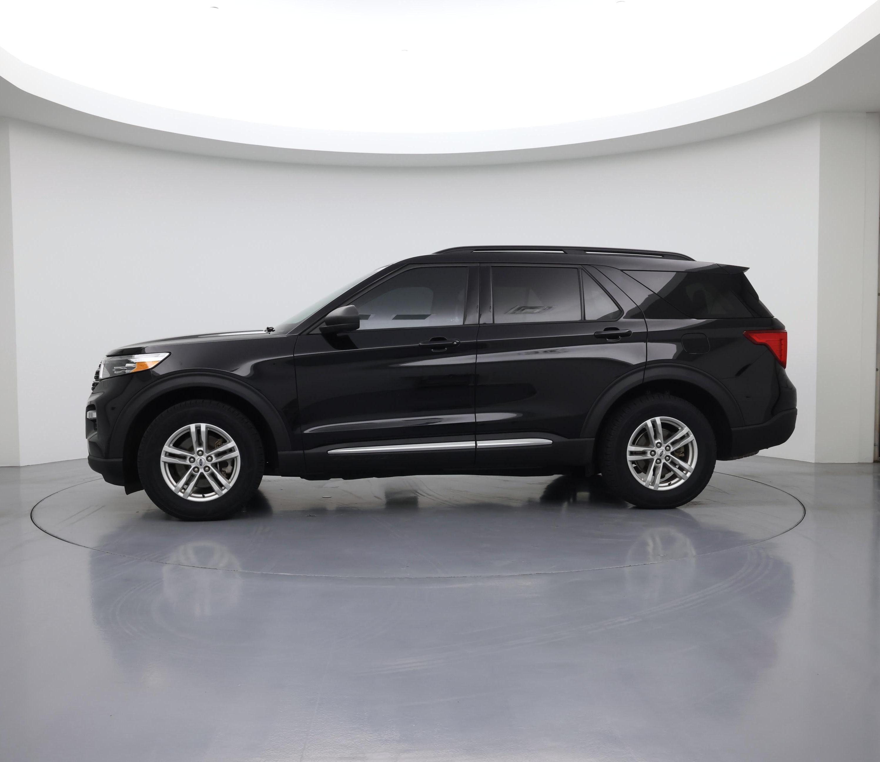 Thumbnail: 2020 Ford Explorer - 3