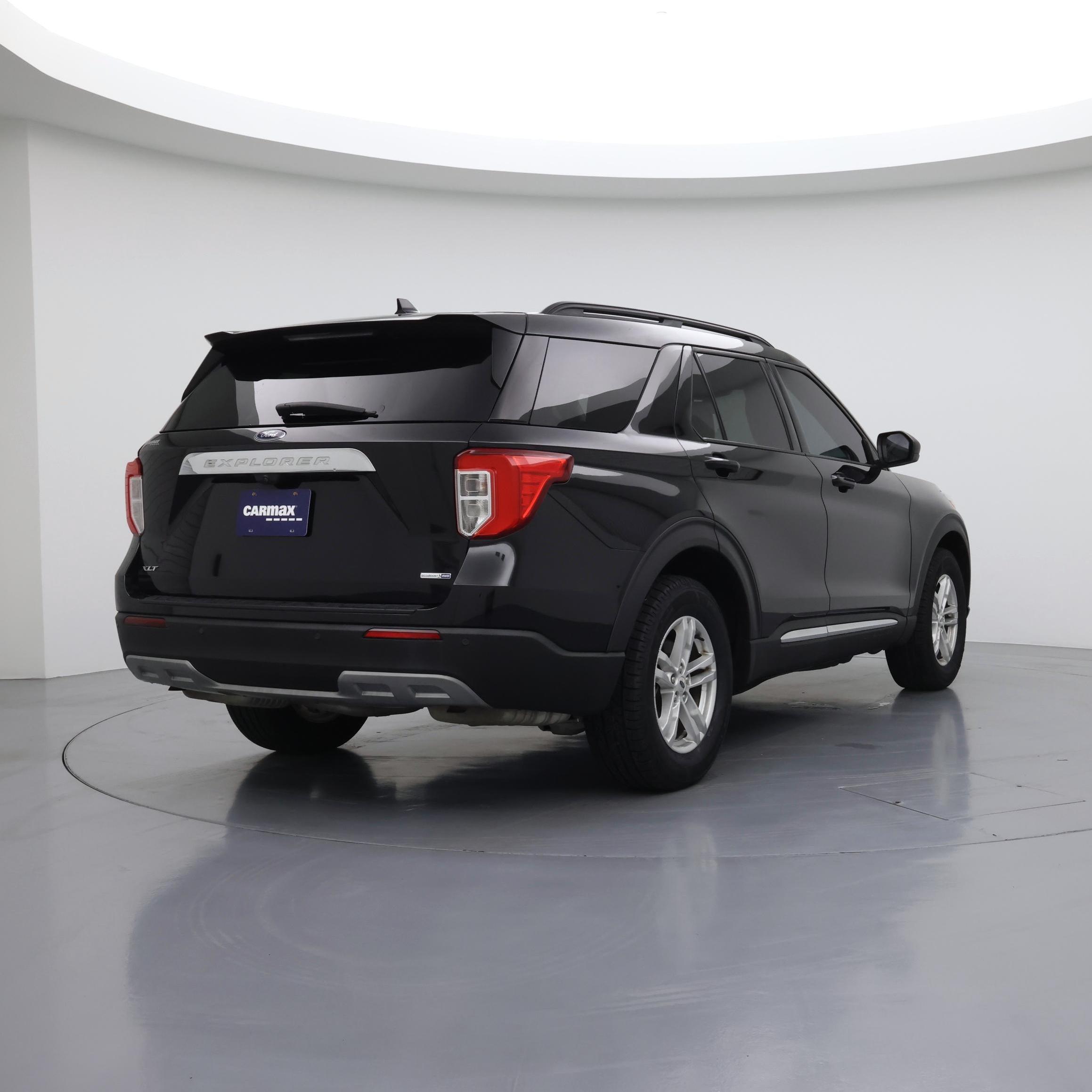 Thumbnail: 2020 Ford Explorer - 8