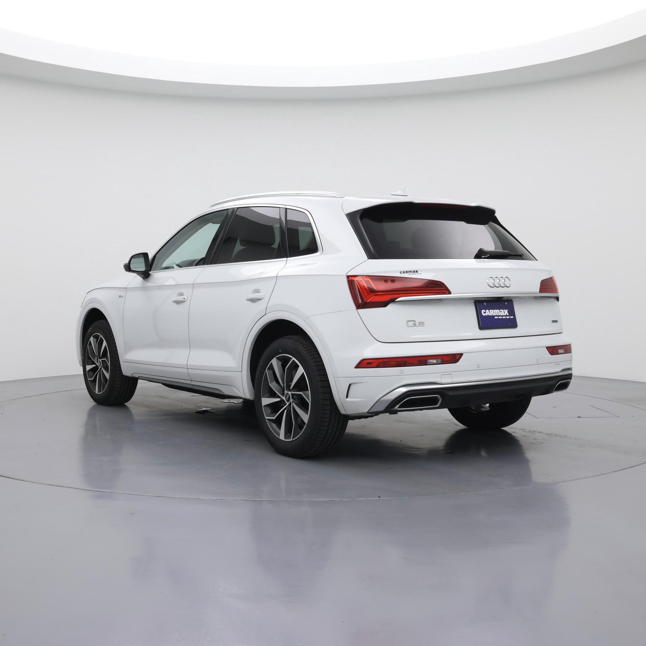 Thumbnail: 2022 Audi Q5 - 2