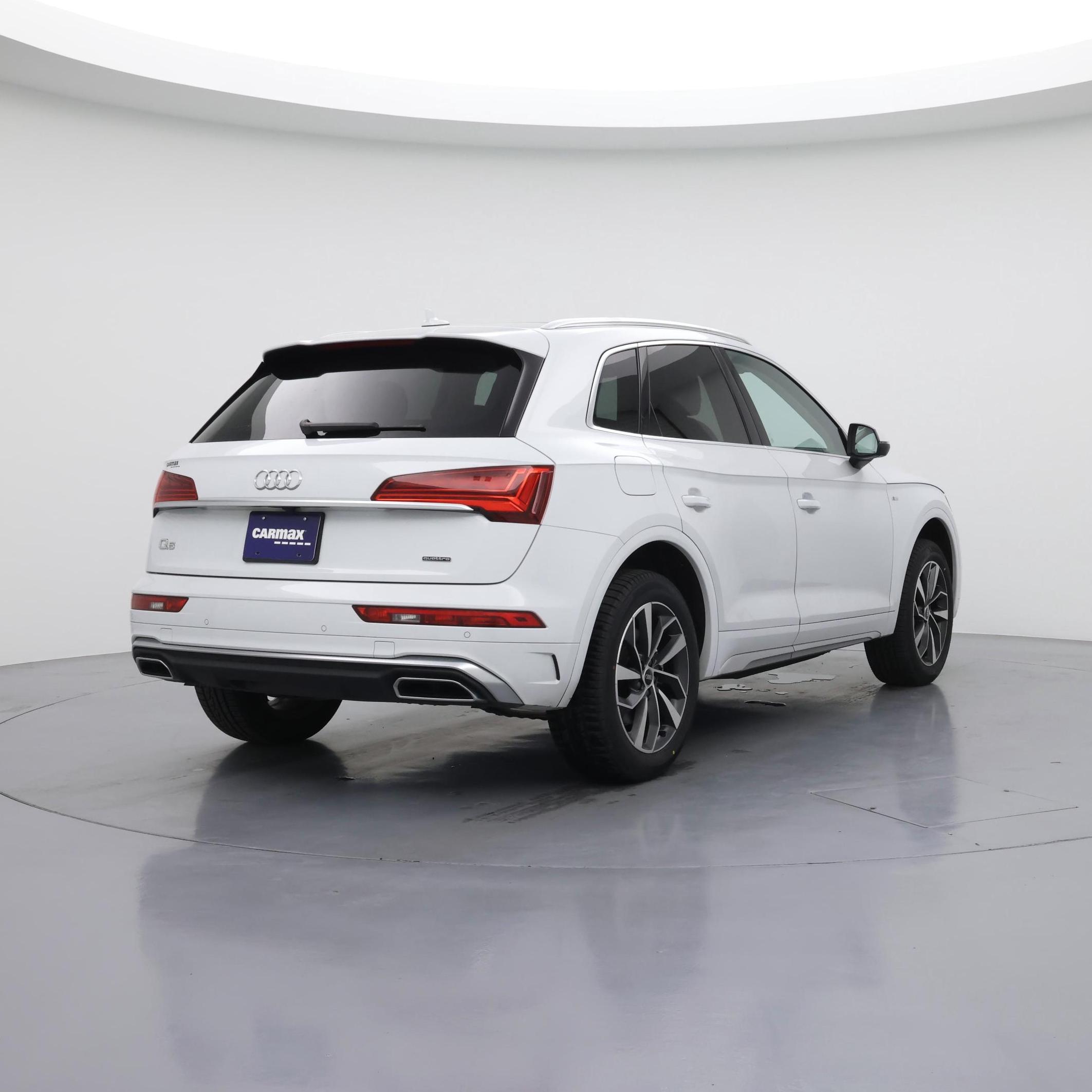 Thumbnail: 2022 Audi Q5 - 8
