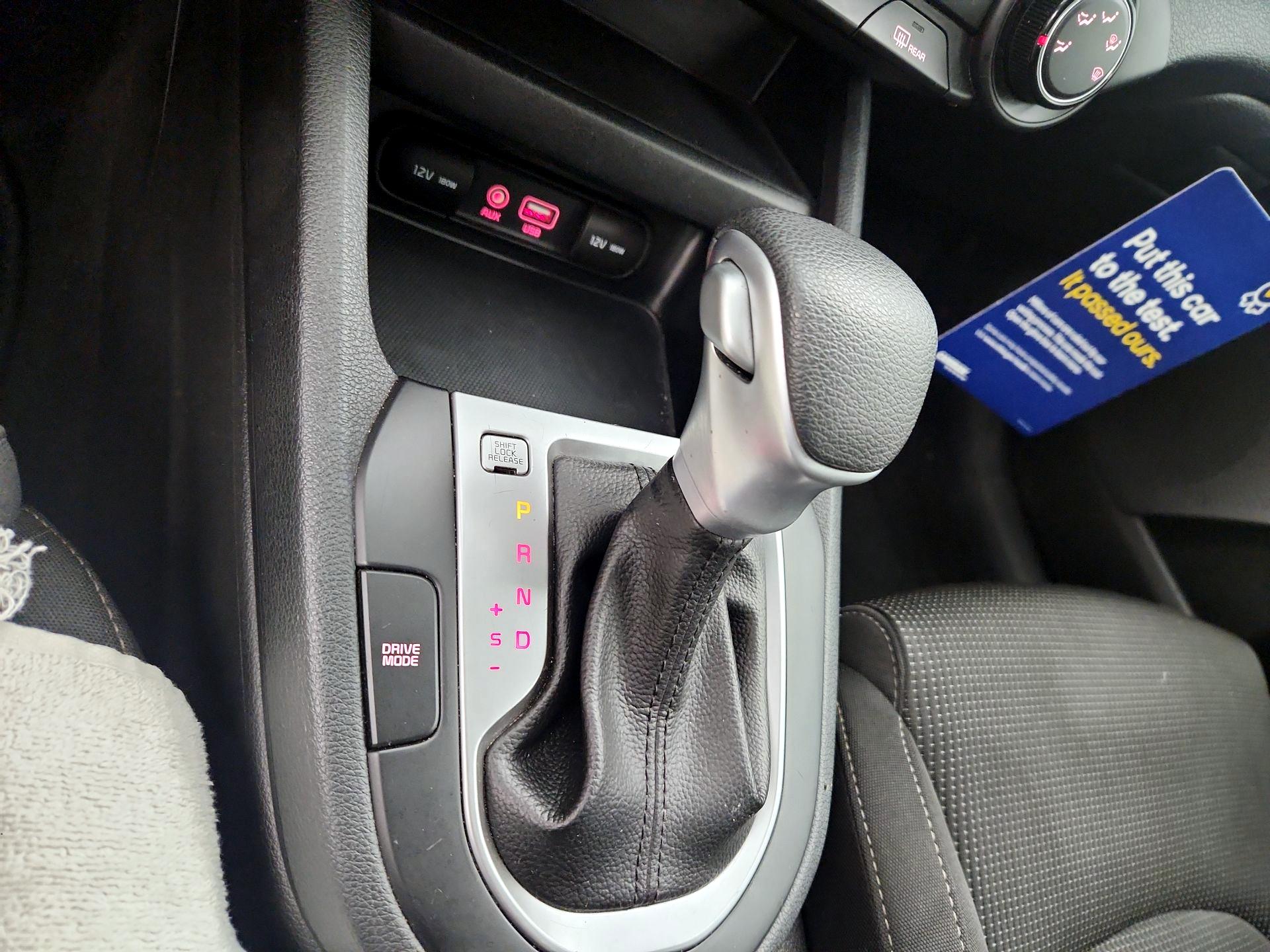 Thumbnail: 2021 Kia Forte - 17