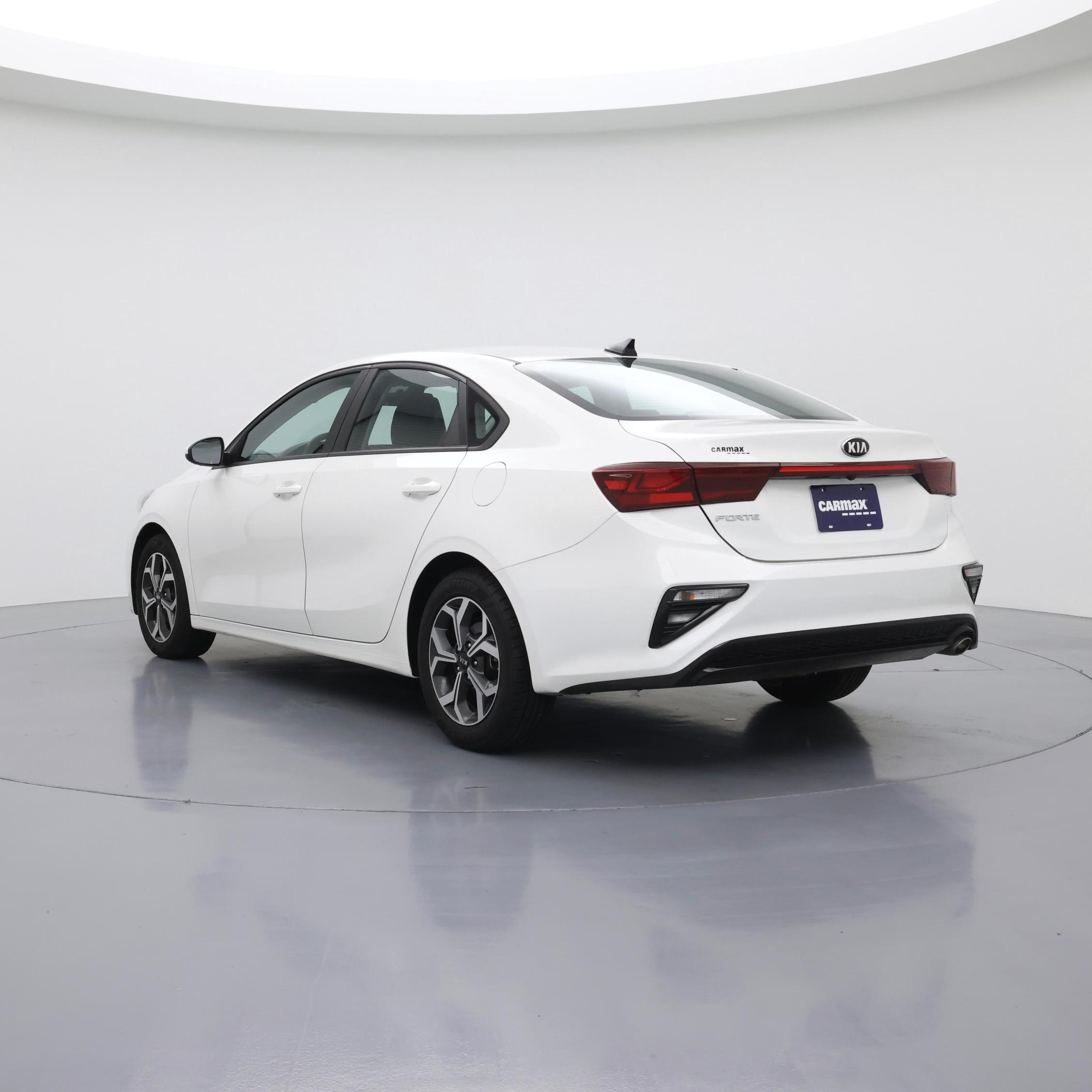 Thumbnail: 2021 Kia Forte - 2
