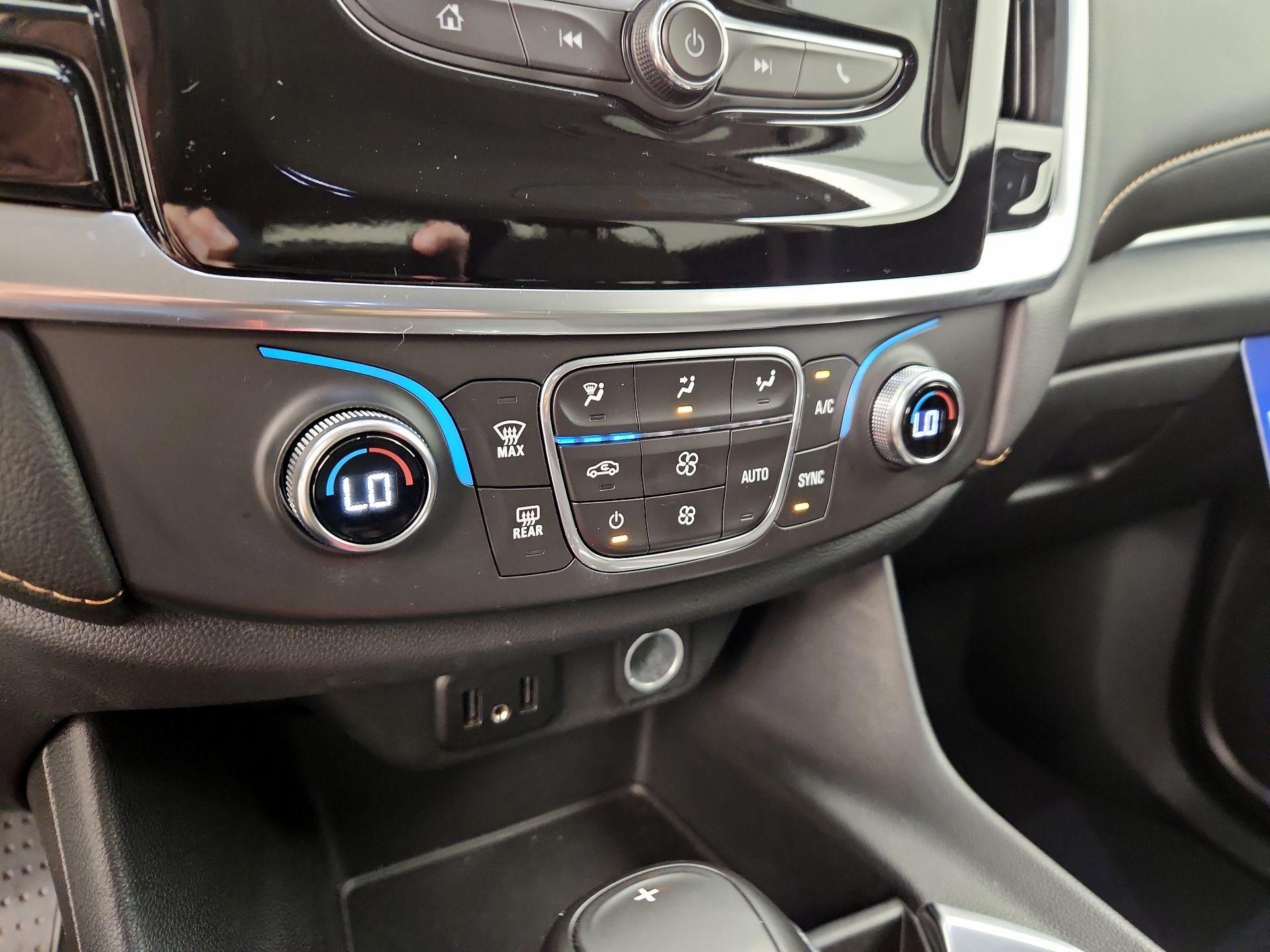 Thumbnail: 2020 Chevrolet Traverse - 16