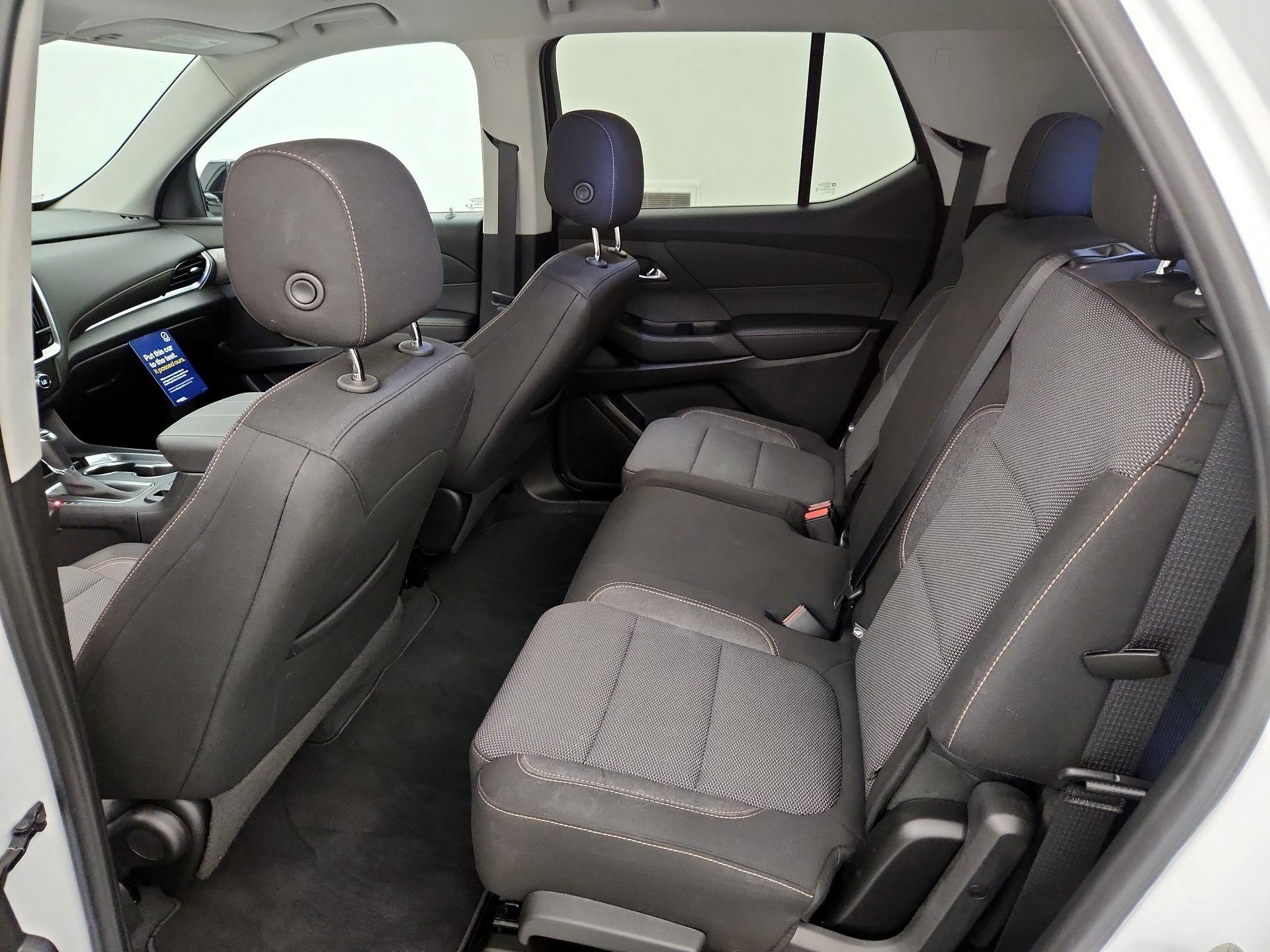 Thumbnail: 2020 Chevrolet Traverse - 19