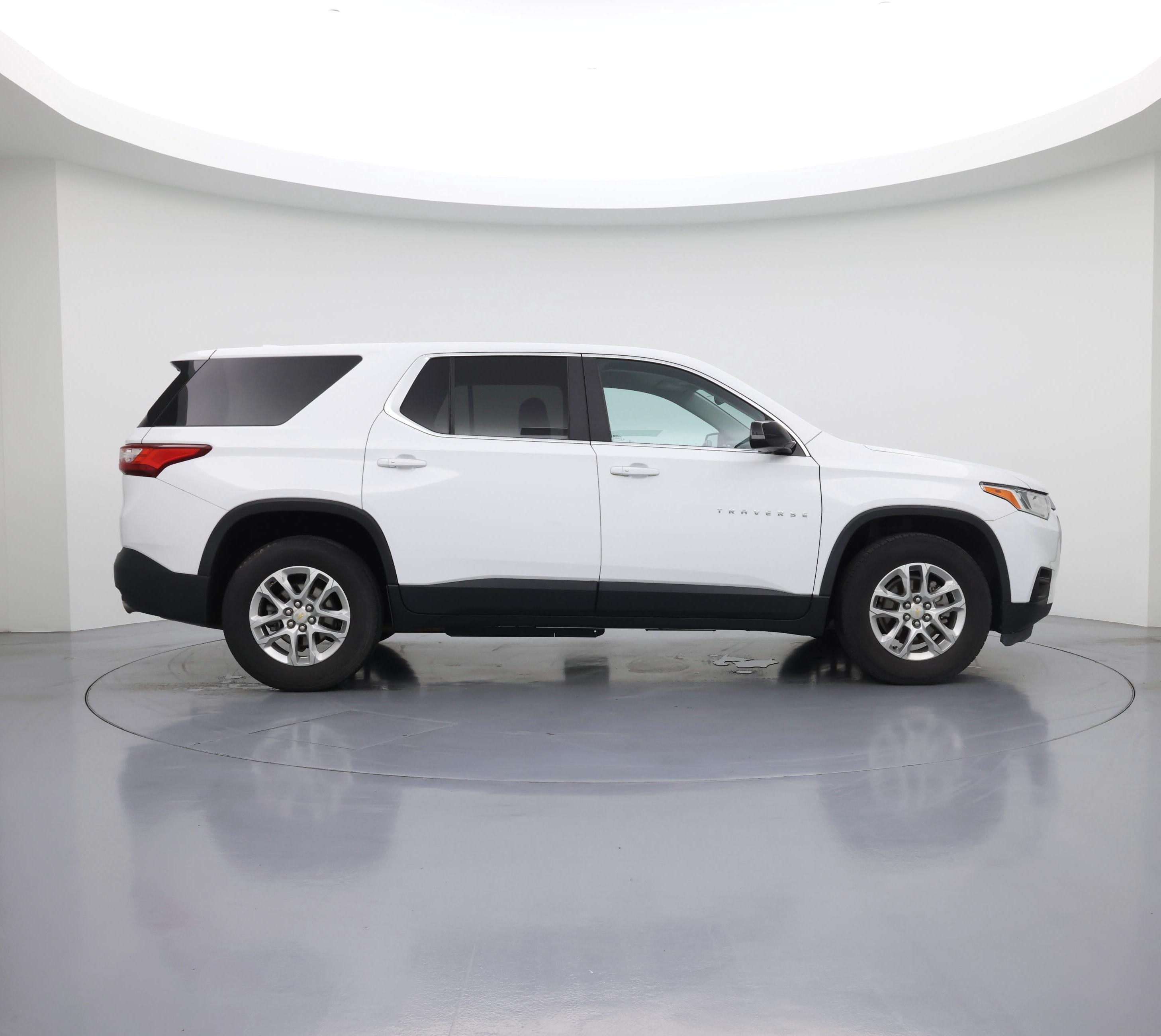 Thumbnail: 2020 Chevrolet Traverse - 7
