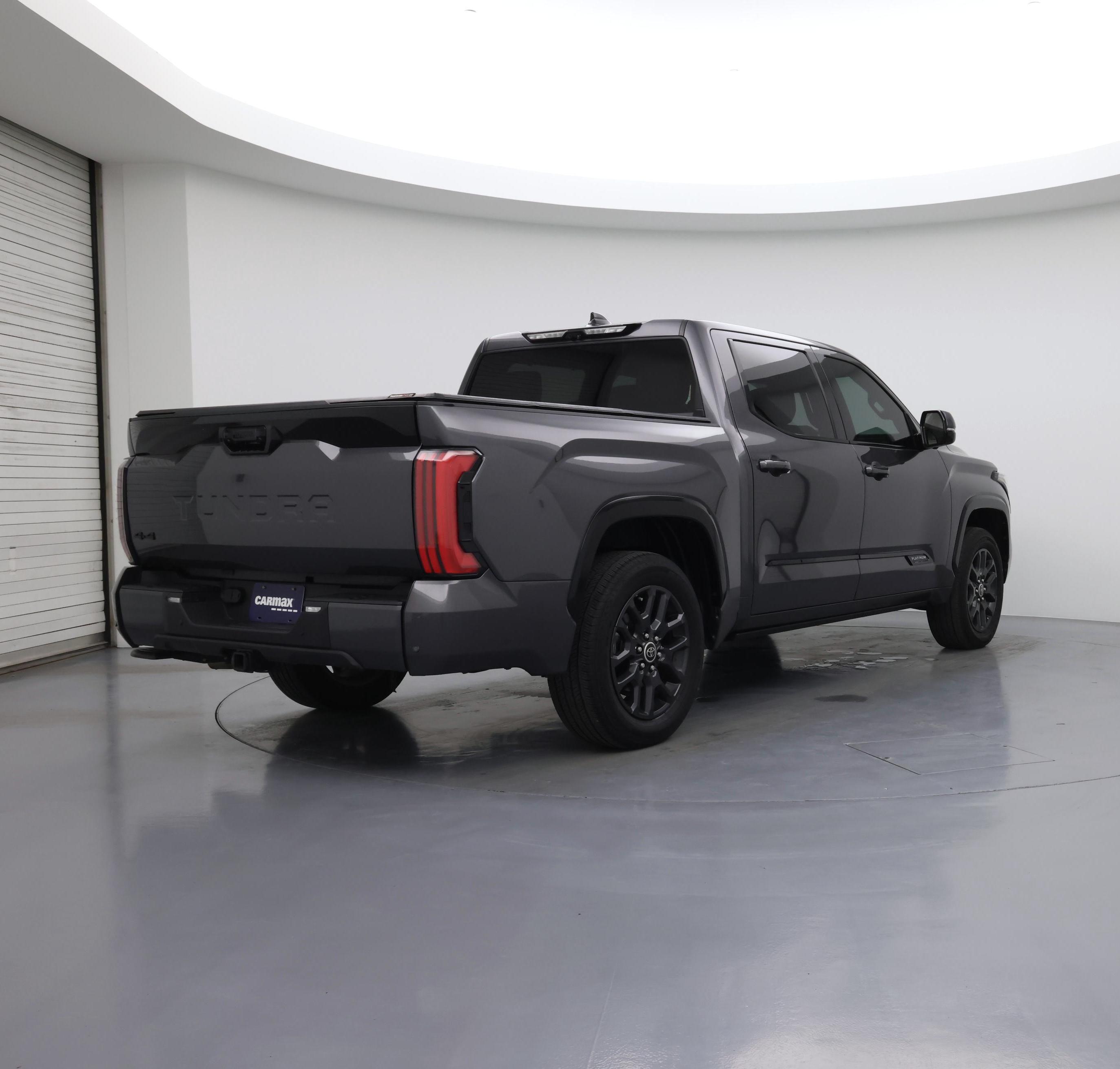 Thumbnail: 2022 Toyota Tundra - 8