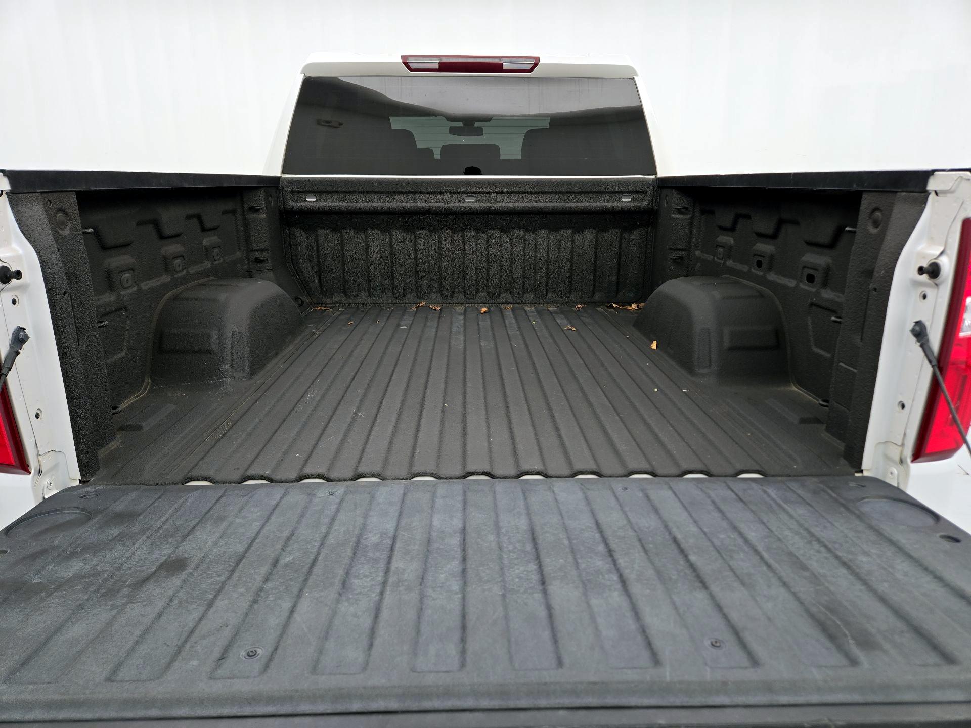 Thumbnail: 2020 Chevrolet Silverado 1500 - 20