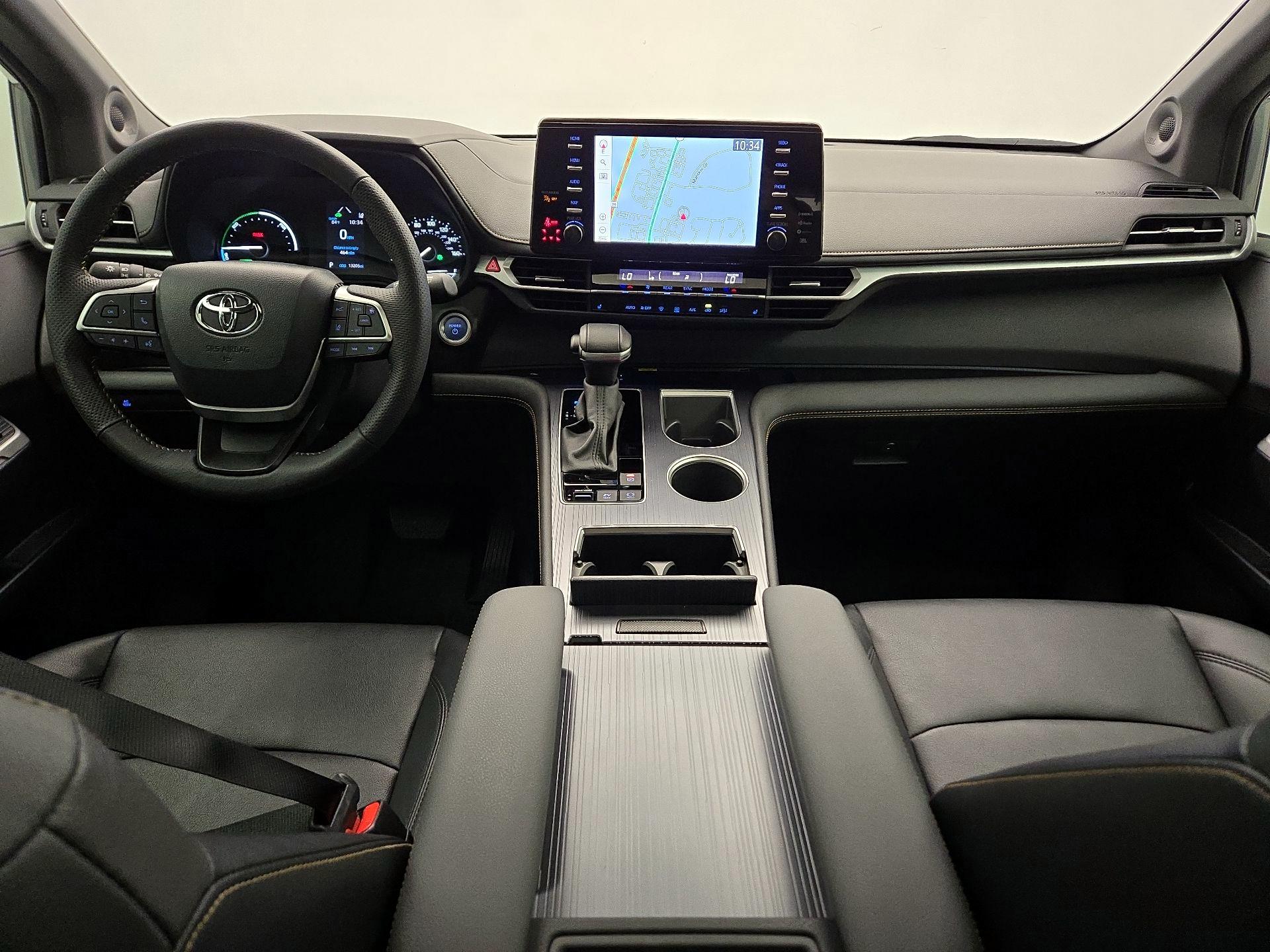 Thumbnail: 2024 Toyota Sienna - 9