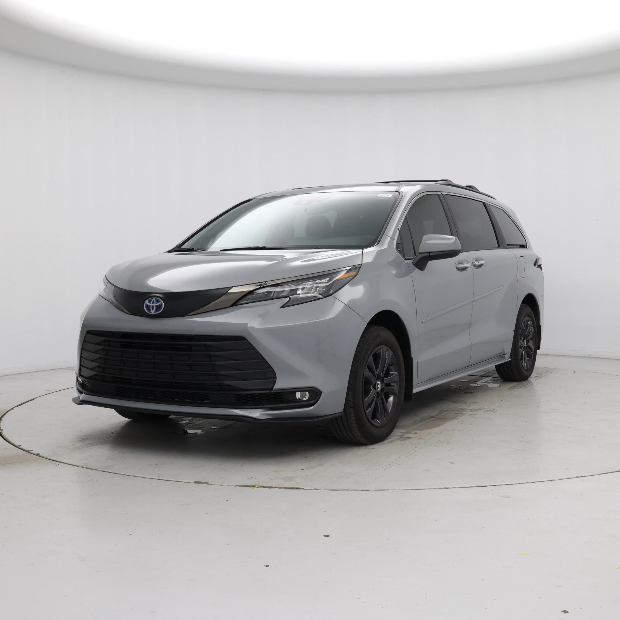 Thumbnail: 2024 Toyota Sienna - 4