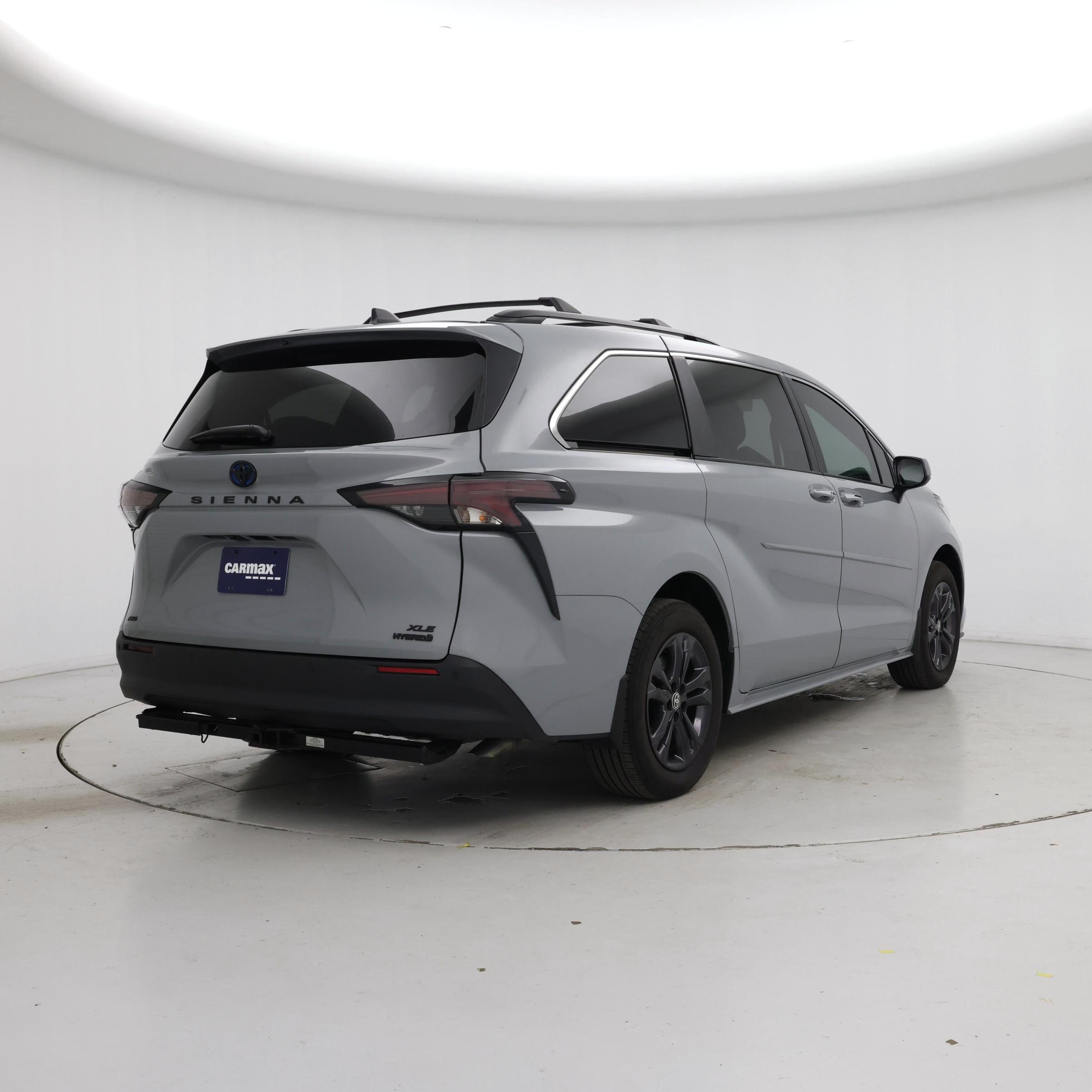 Thumbnail: 2024 Toyota Sienna - 8