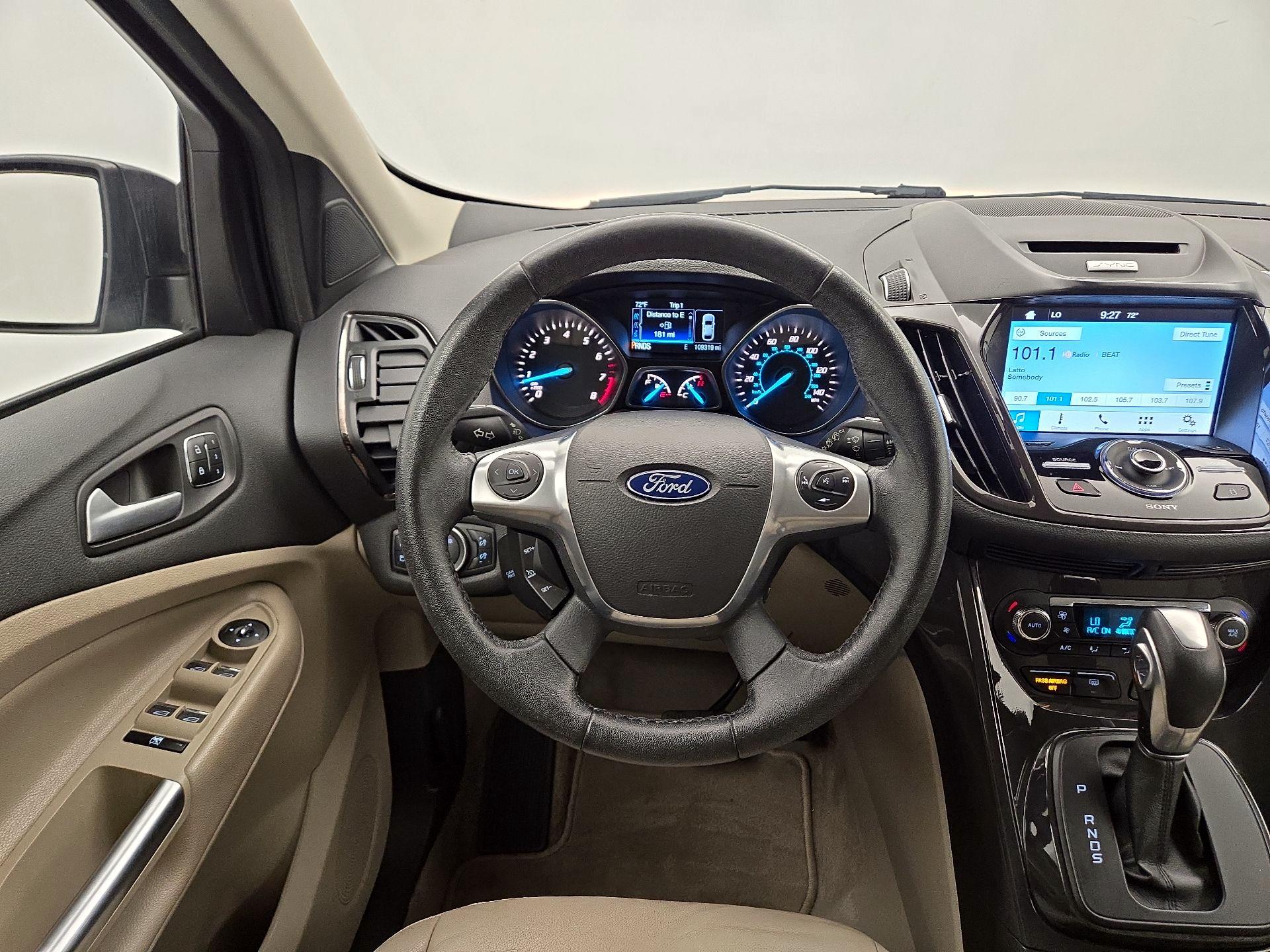 Thumbnail: 2016 Ford Escape - 10