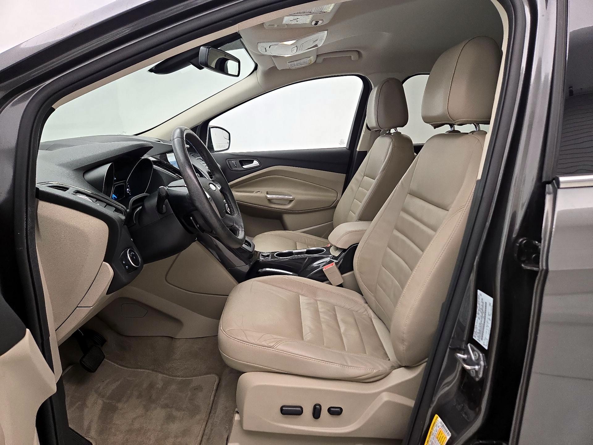 Thumbnail: 2016 Ford Escape - 11