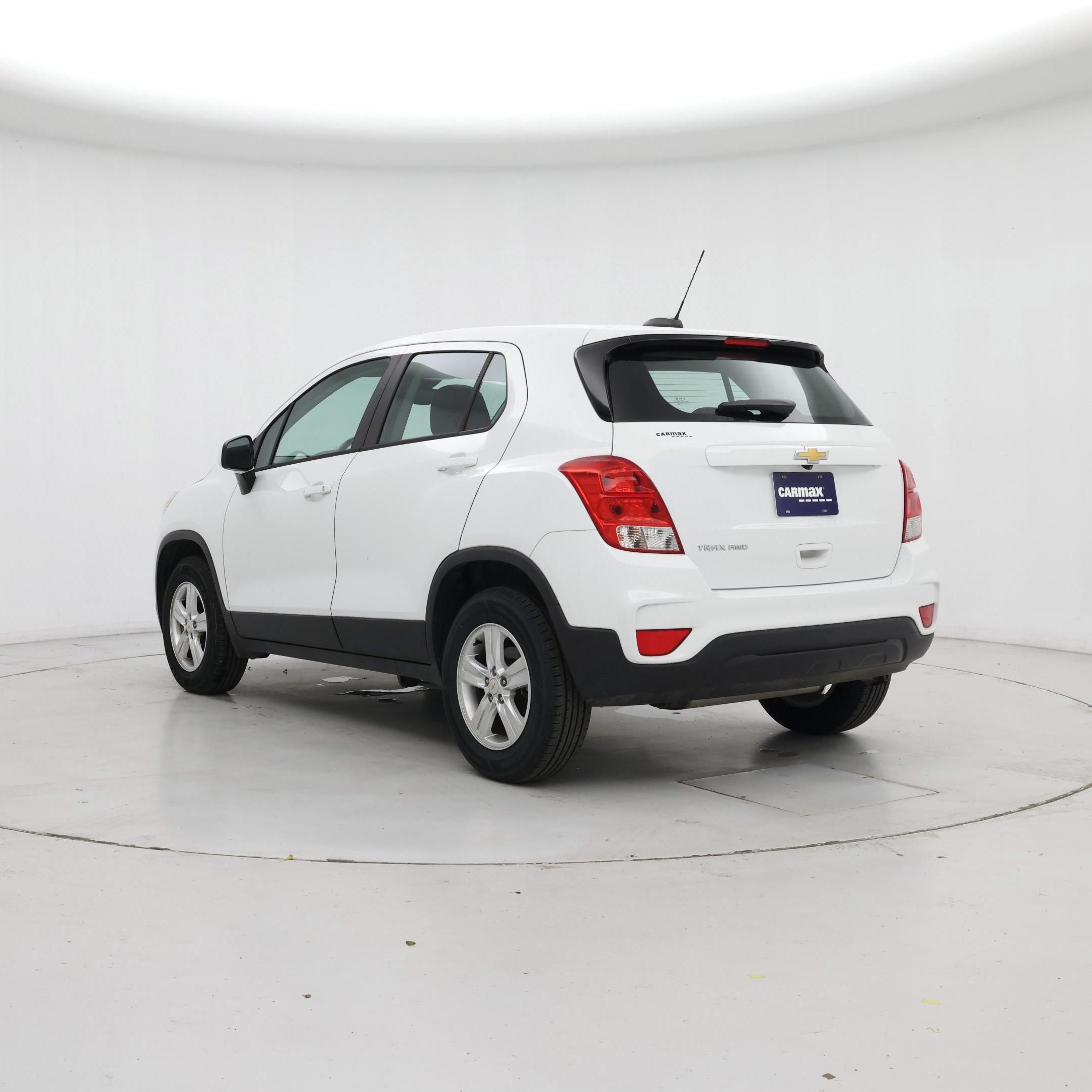 Thumbnail: 2018 Chevrolet Trax - 2