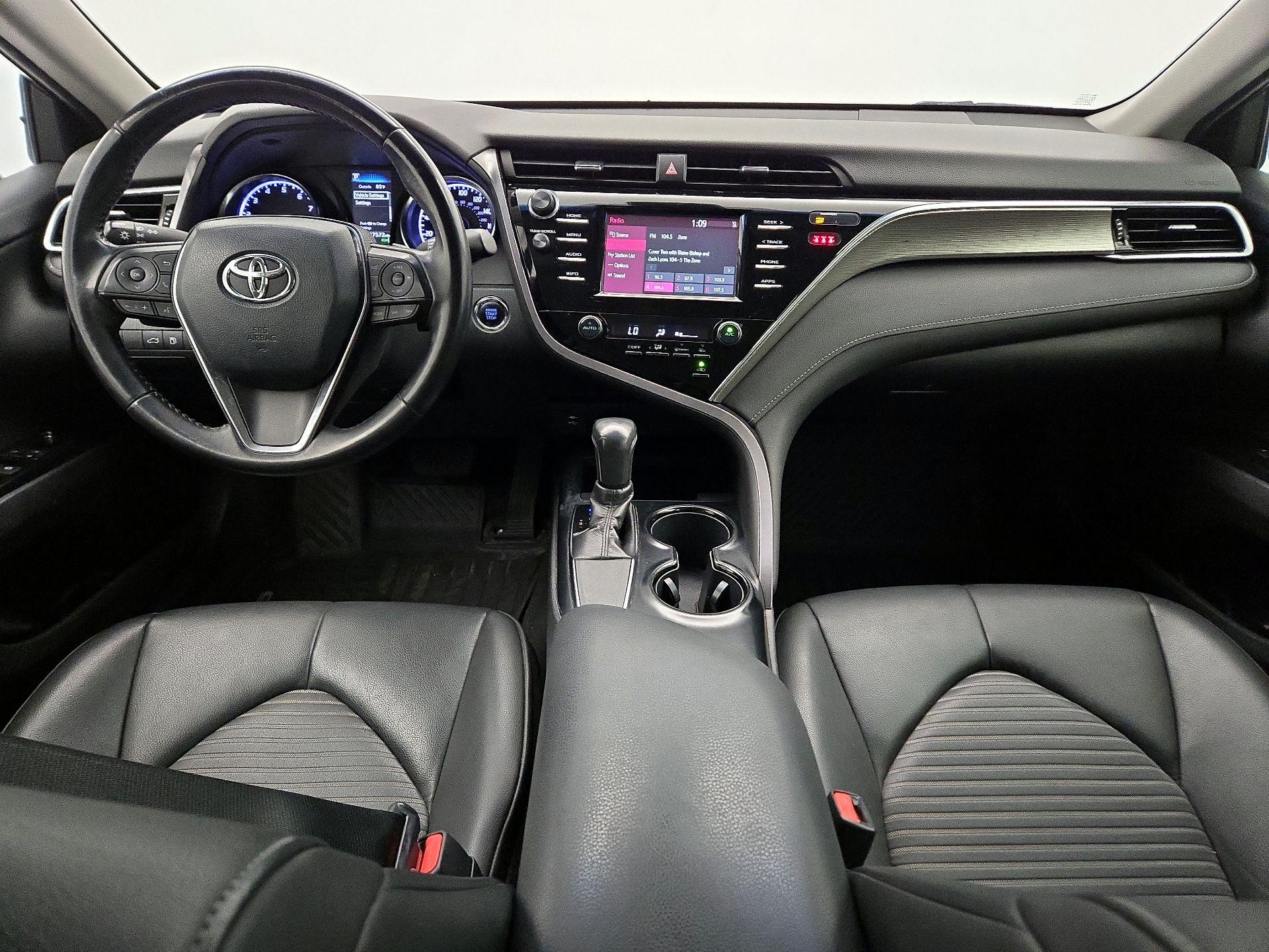 Thumbnail: 2018 Toyota Camry - 9