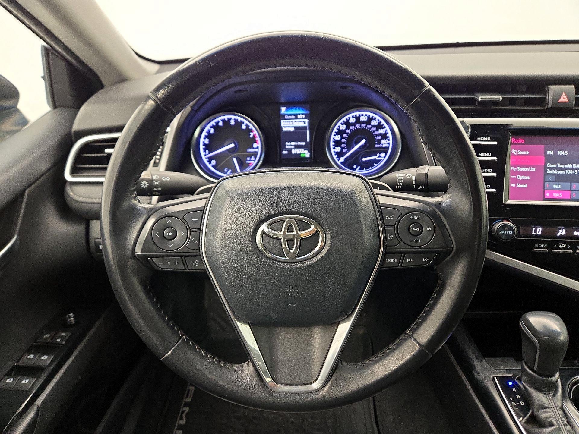 Thumbnail: 2018 Toyota Camry - 10