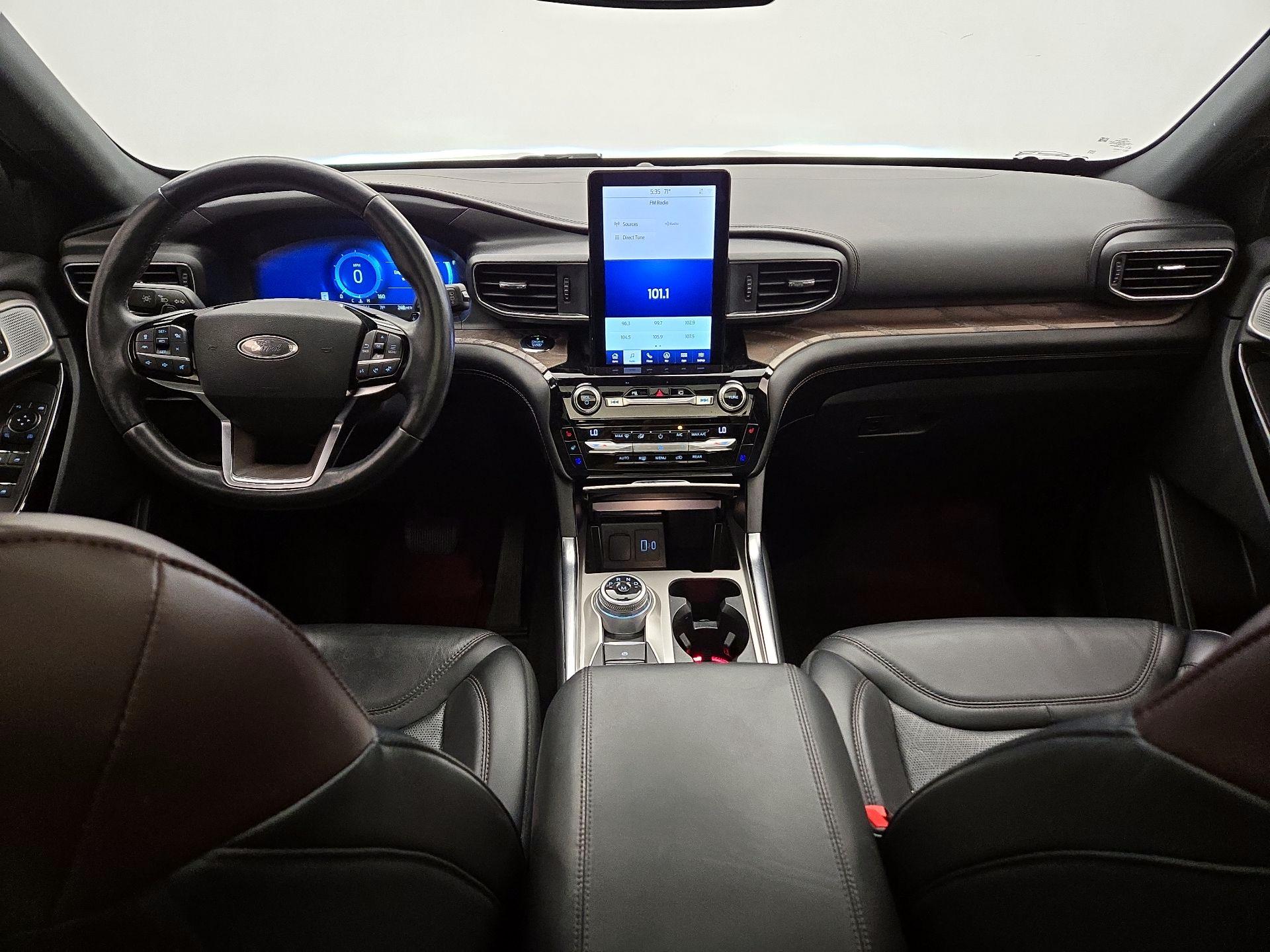 Thumbnail: 2021 Ford Explorer - 9