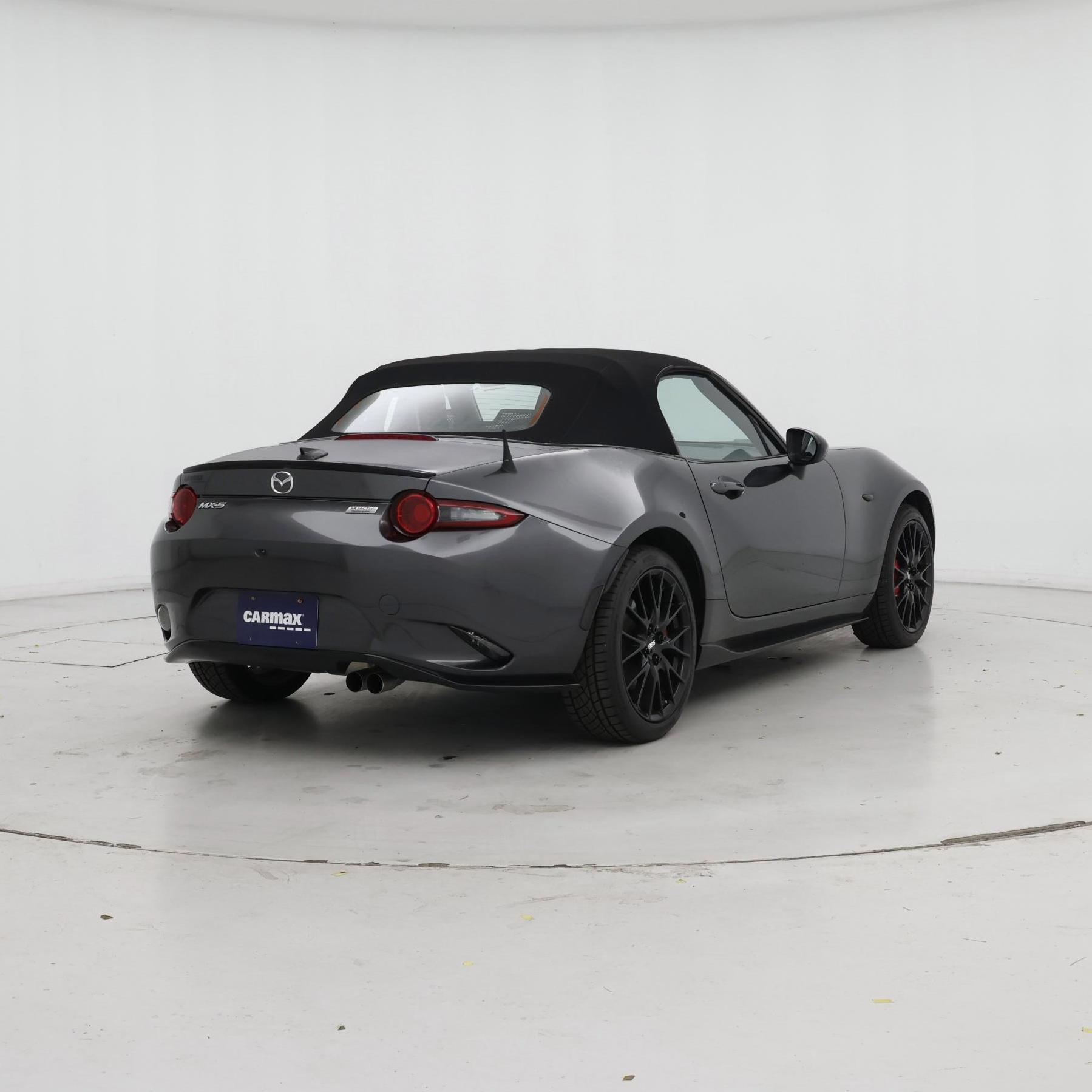 Thumbnail: 2019 Mazda MX-5 Miata - 8