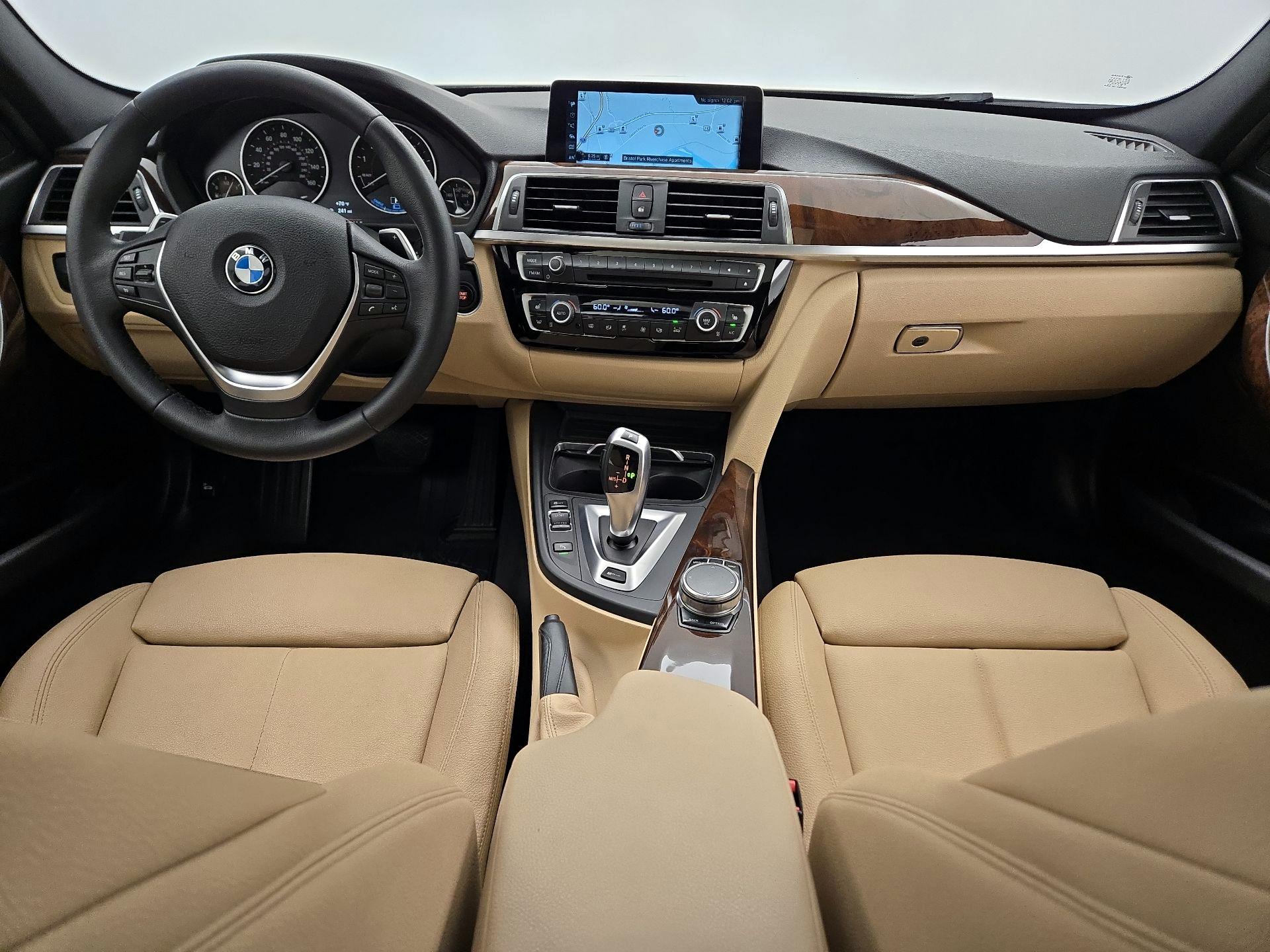 Thumbnail: 2017 BMW 3 Series - 9