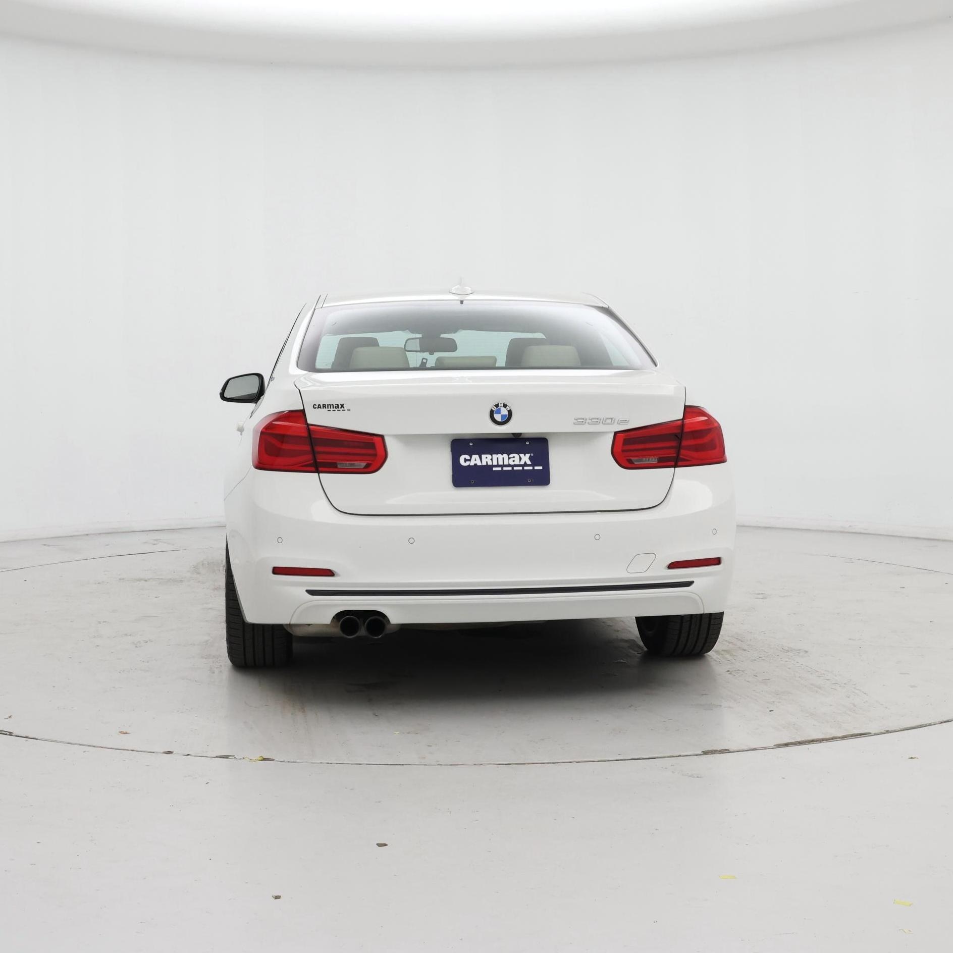 Thumbnail: 2017 BMW 3 Series - 6