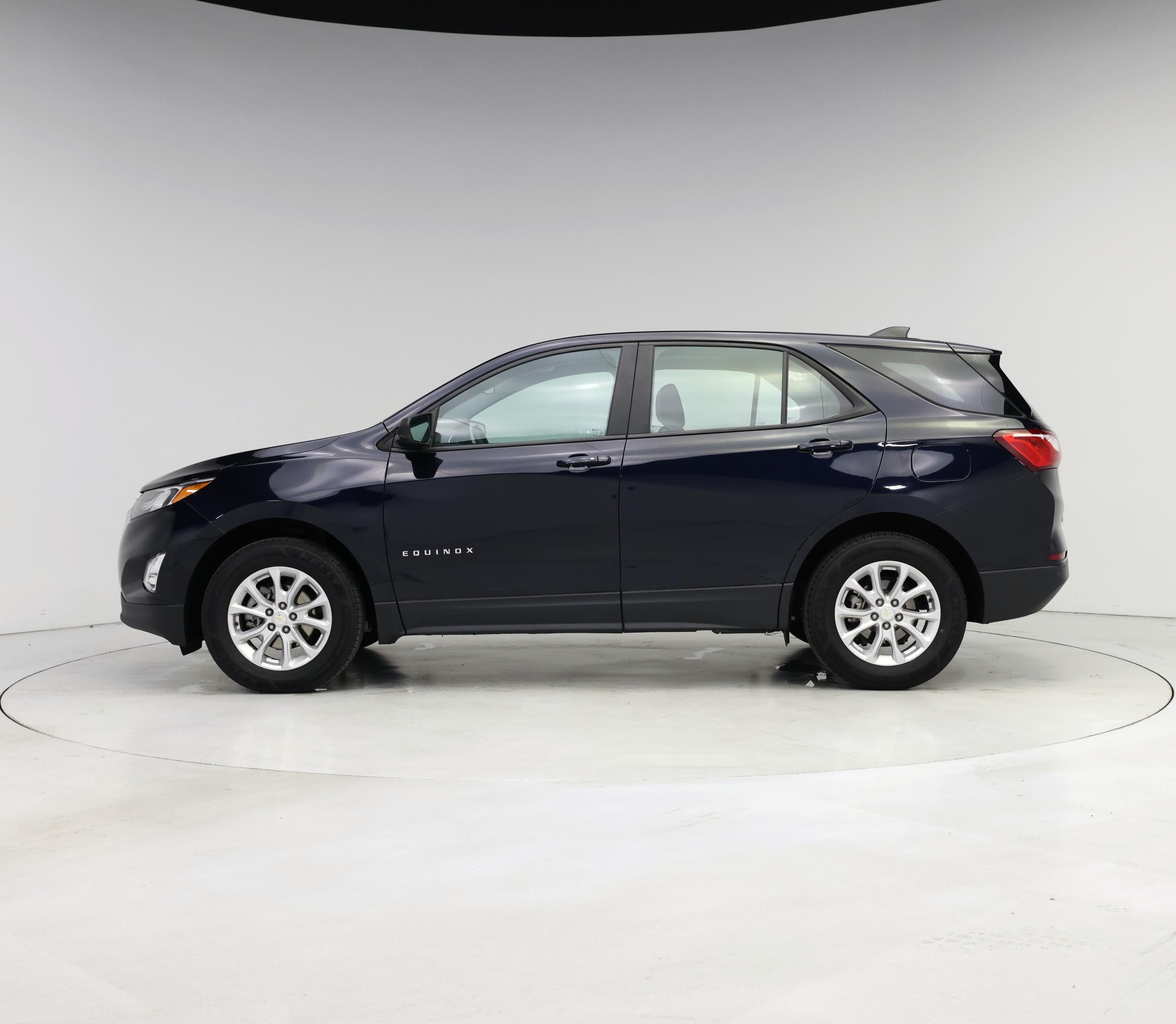 Thumbnail: 2021 Chevrolet Equinox - 3
