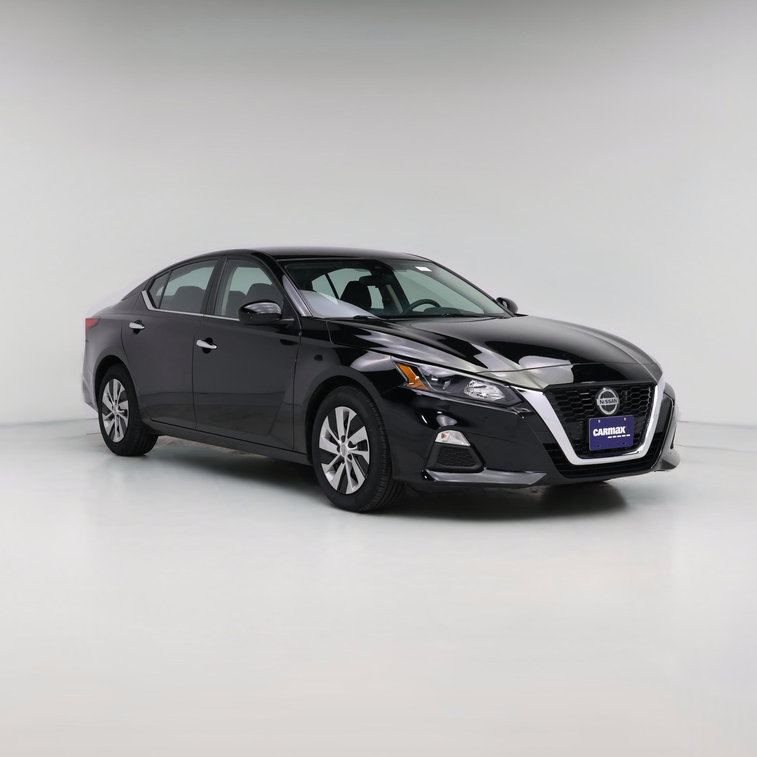 Thumbnail: 2022 Nissan Altima - 1
