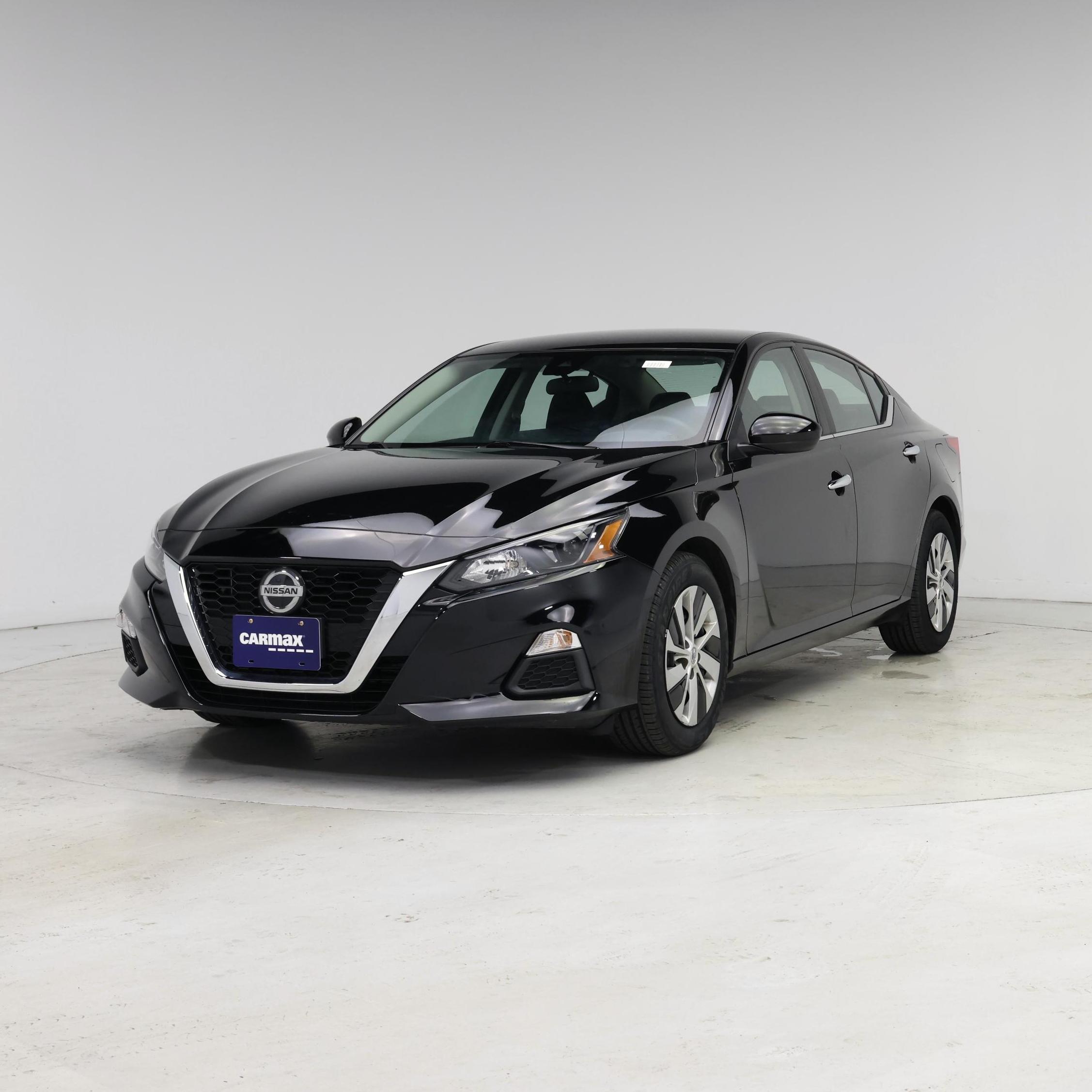 Thumbnail: 2022 Nissan Altima - 4