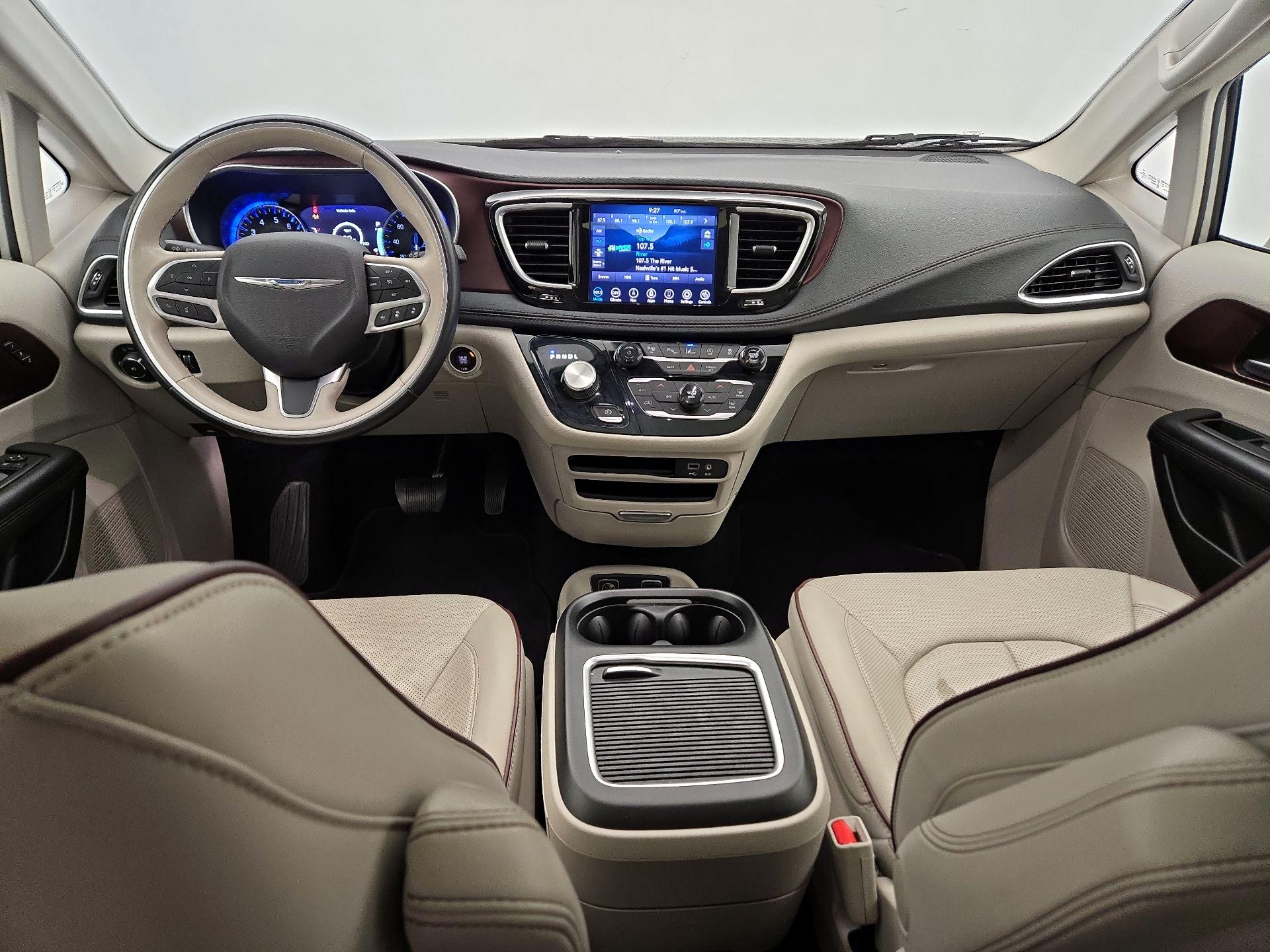 Thumbnail: 2020 Chrysler Pacifica - 9