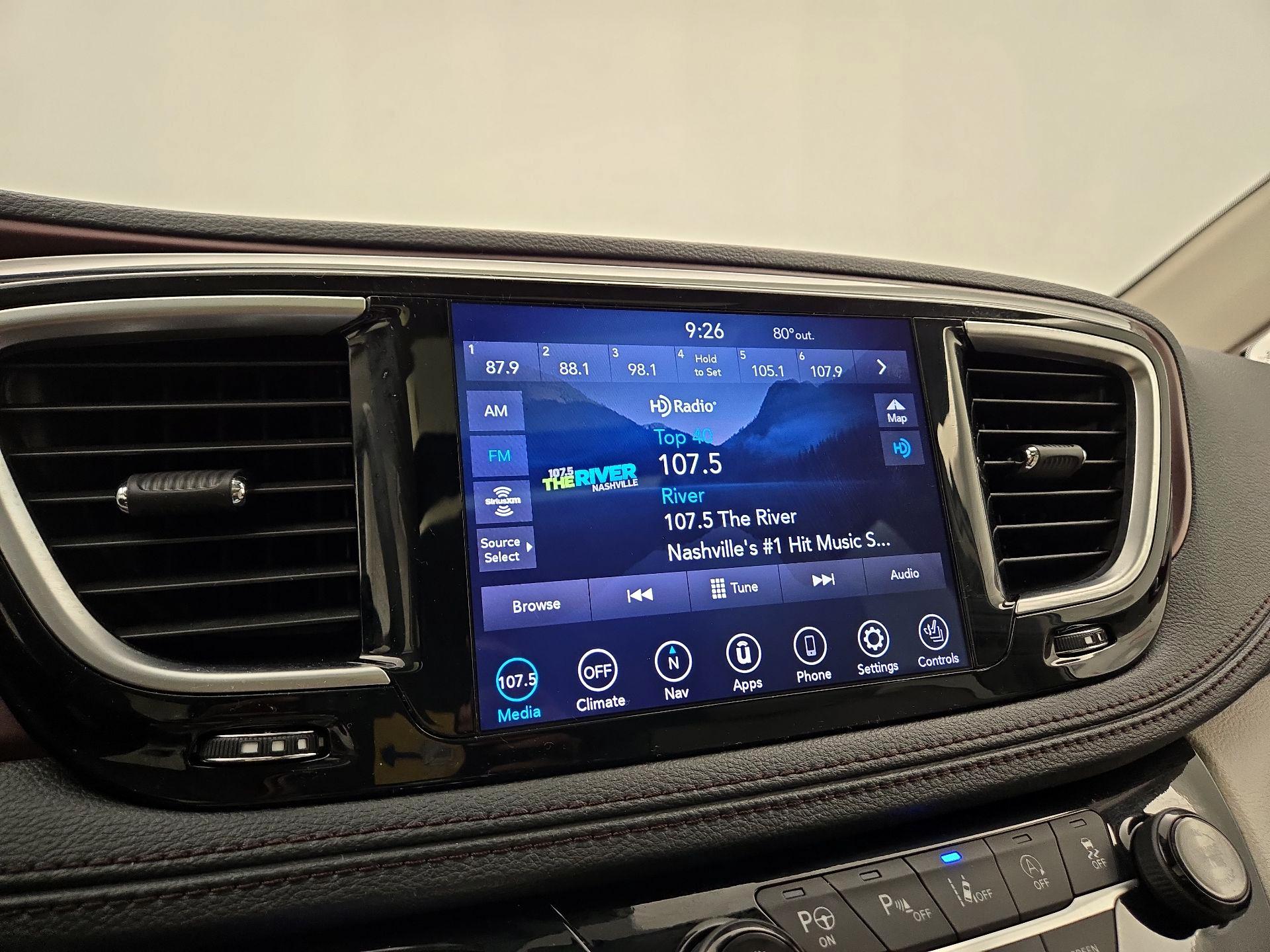 Thumbnail: 2020 Chrysler Pacifica - 15