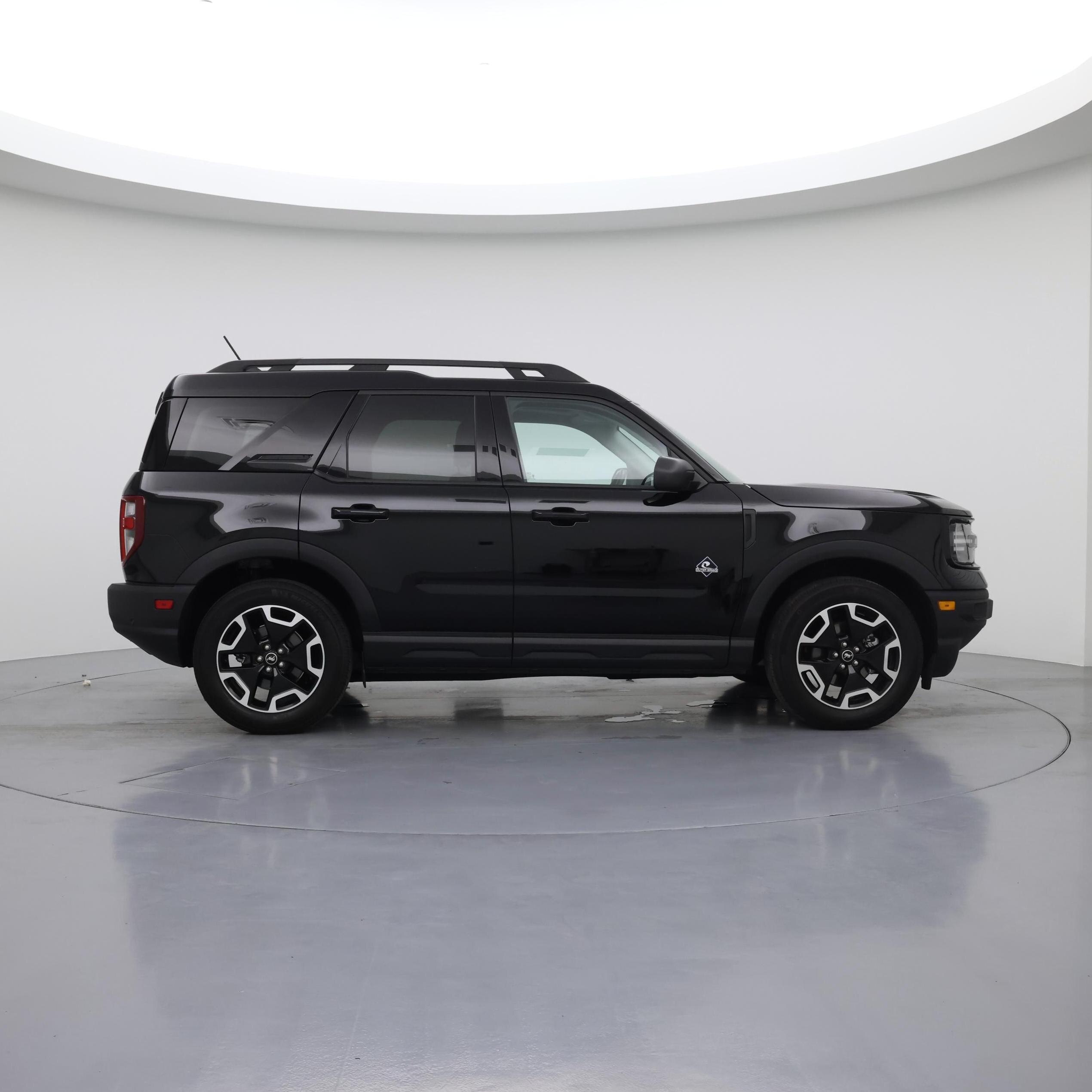 Thumbnail: 2023 Ford Bronco Sport - 7
