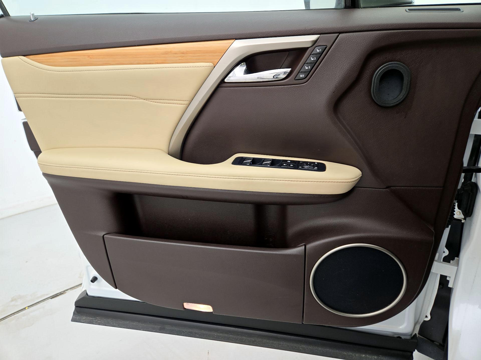 Thumbnail: 2019 Lexus RX - 12