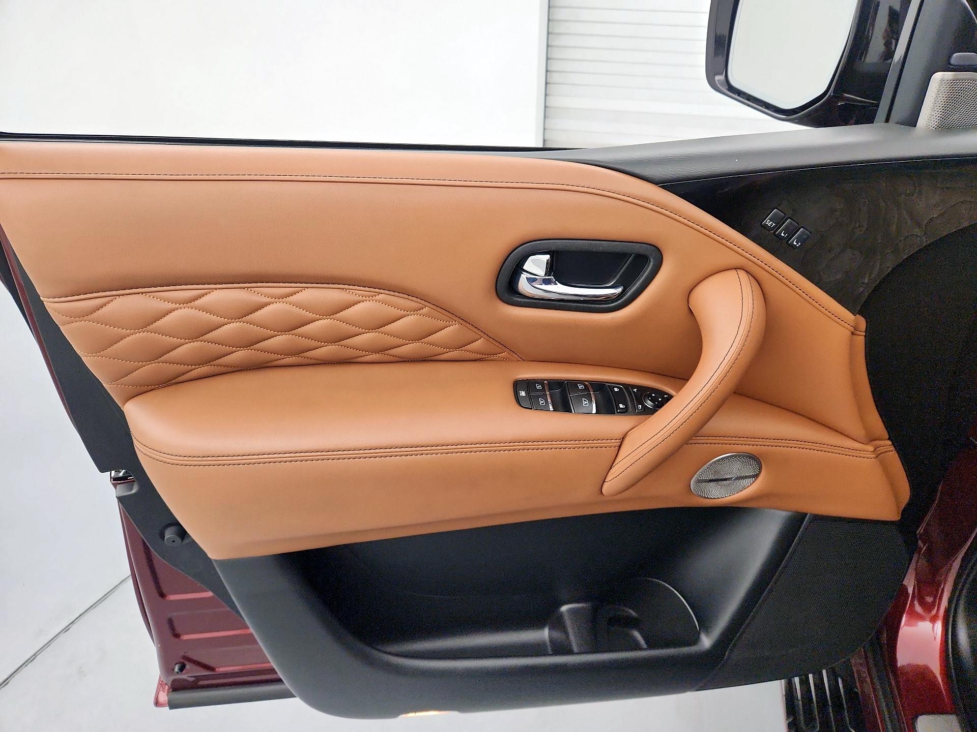 Thumbnail: 2021 INFINITI QX80 - 12