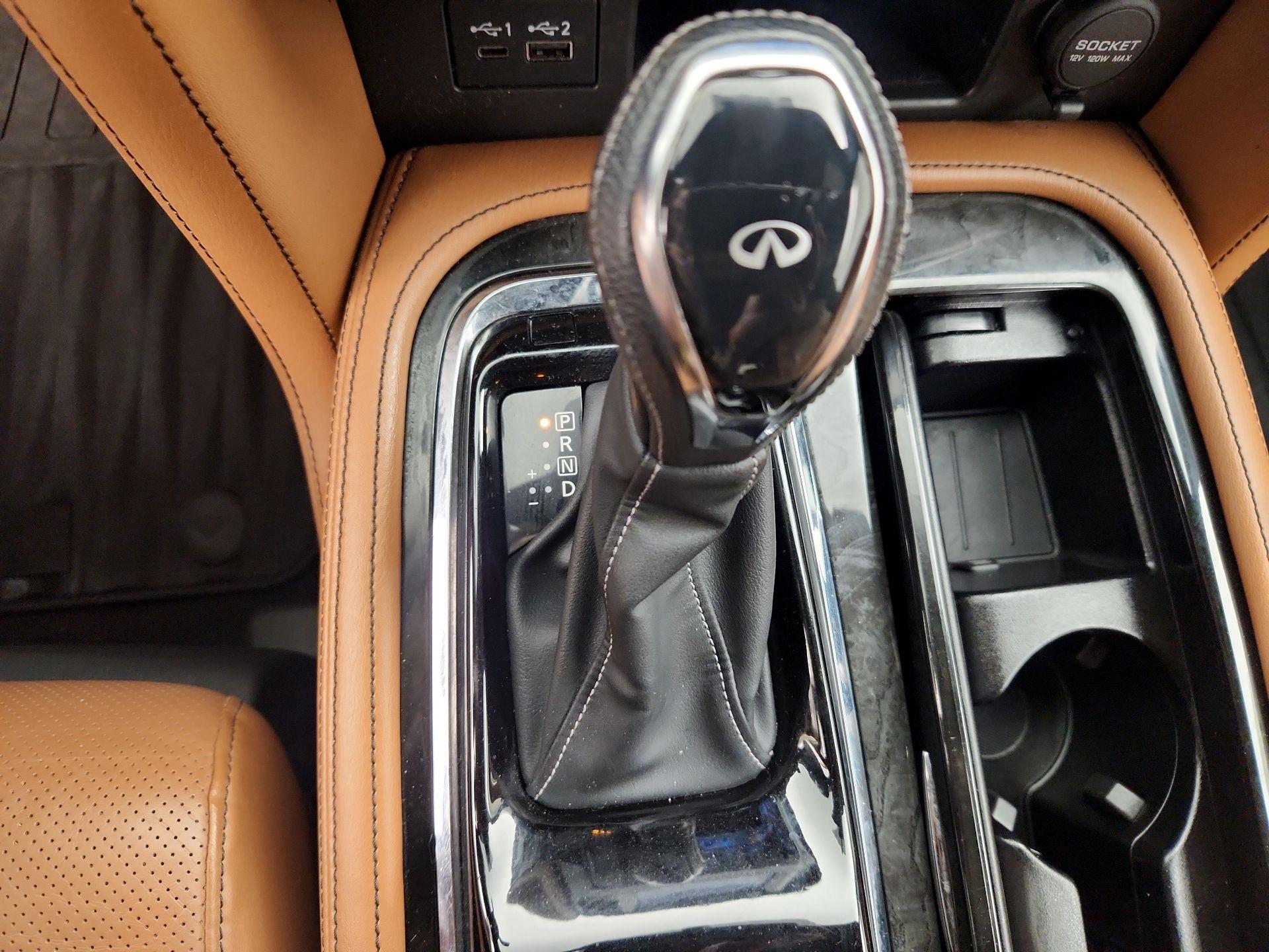 Thumbnail: 2021 INFINITI QX80 - 18