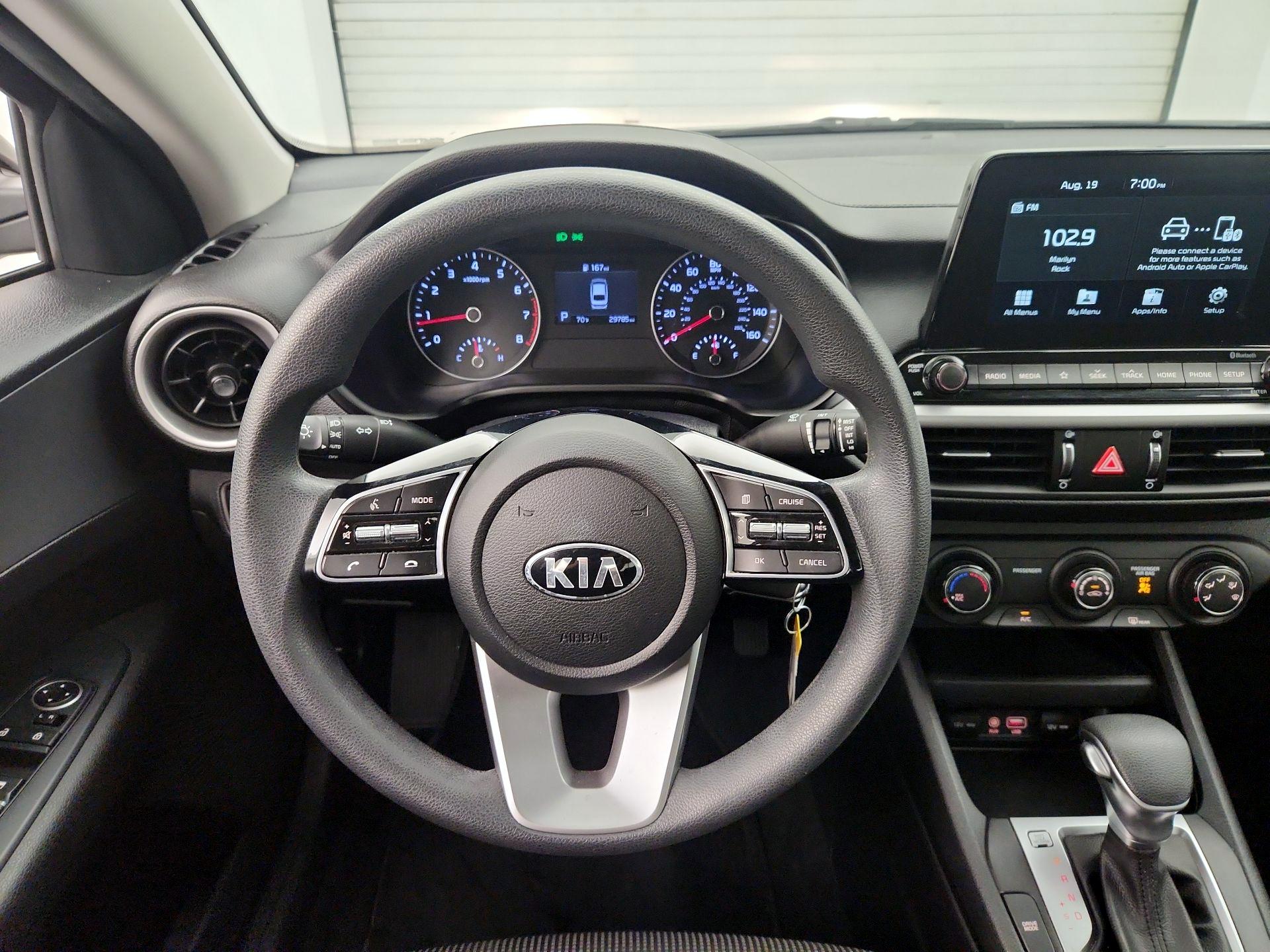 Thumbnail: 2020 Kia Forte - 10