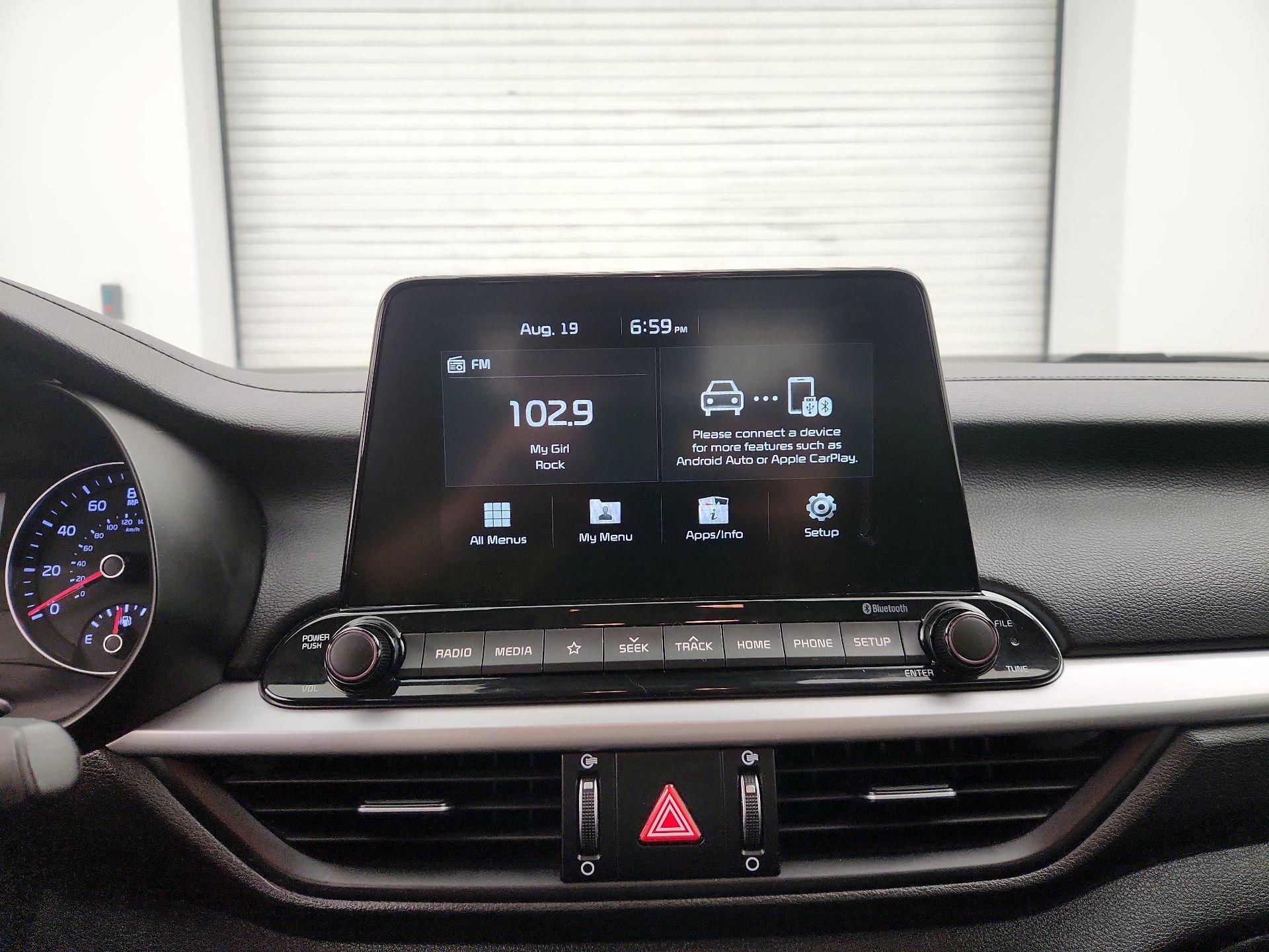 Thumbnail: 2020 Kia Forte - 15