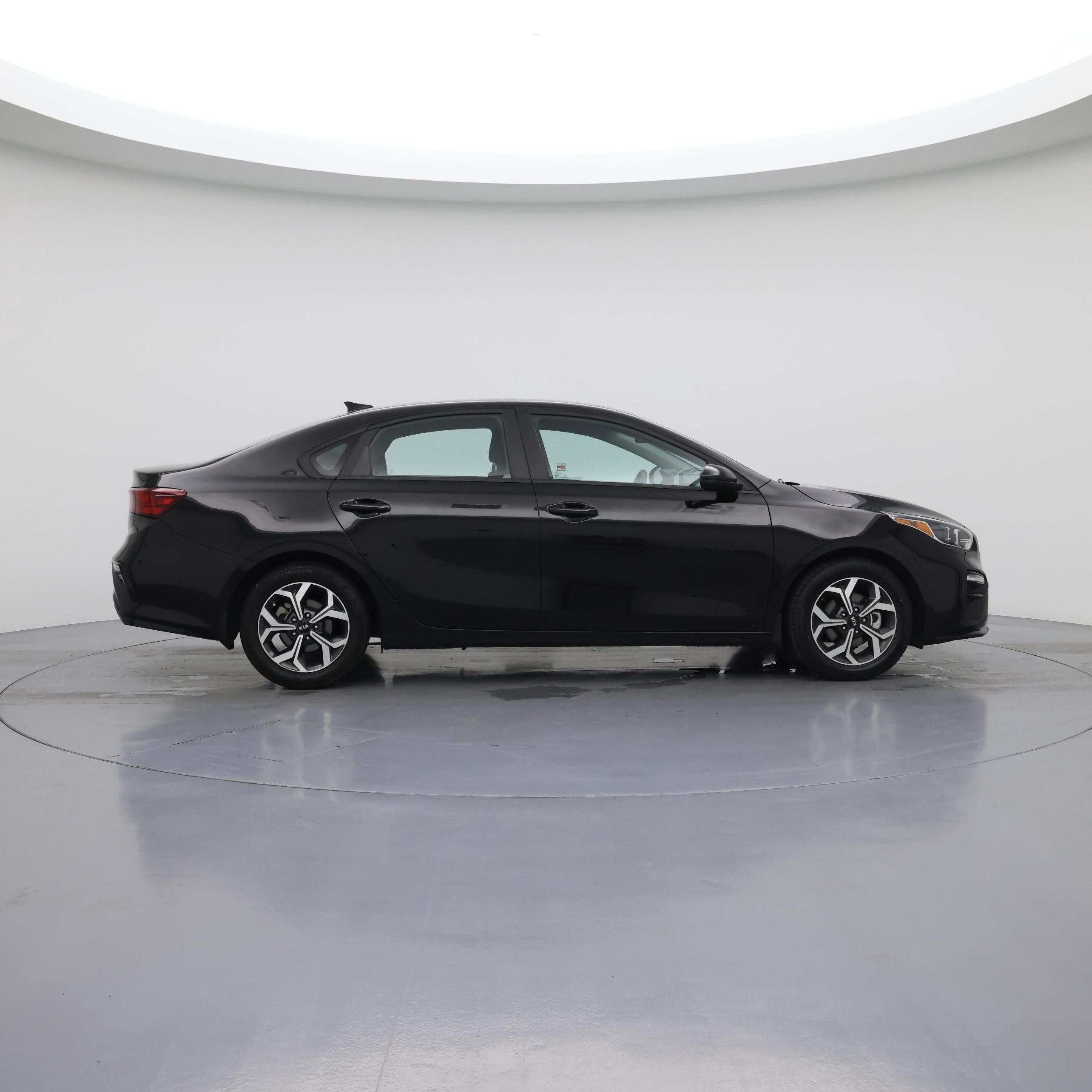 Thumbnail: 2020 Kia Forte - 7
