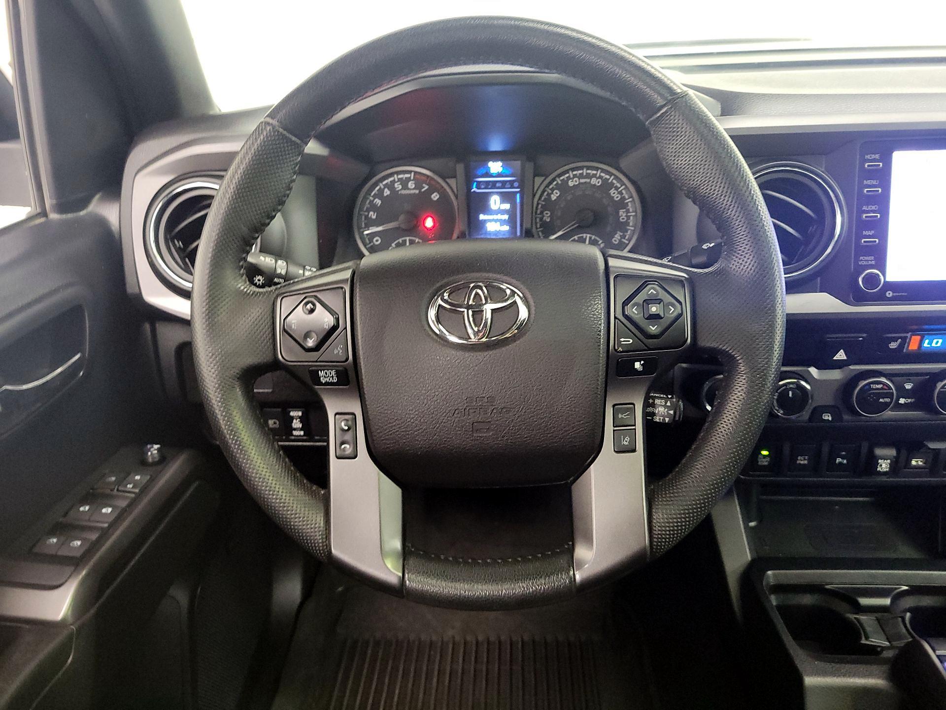 Thumbnail: 2021 Toyota Tacoma - 10