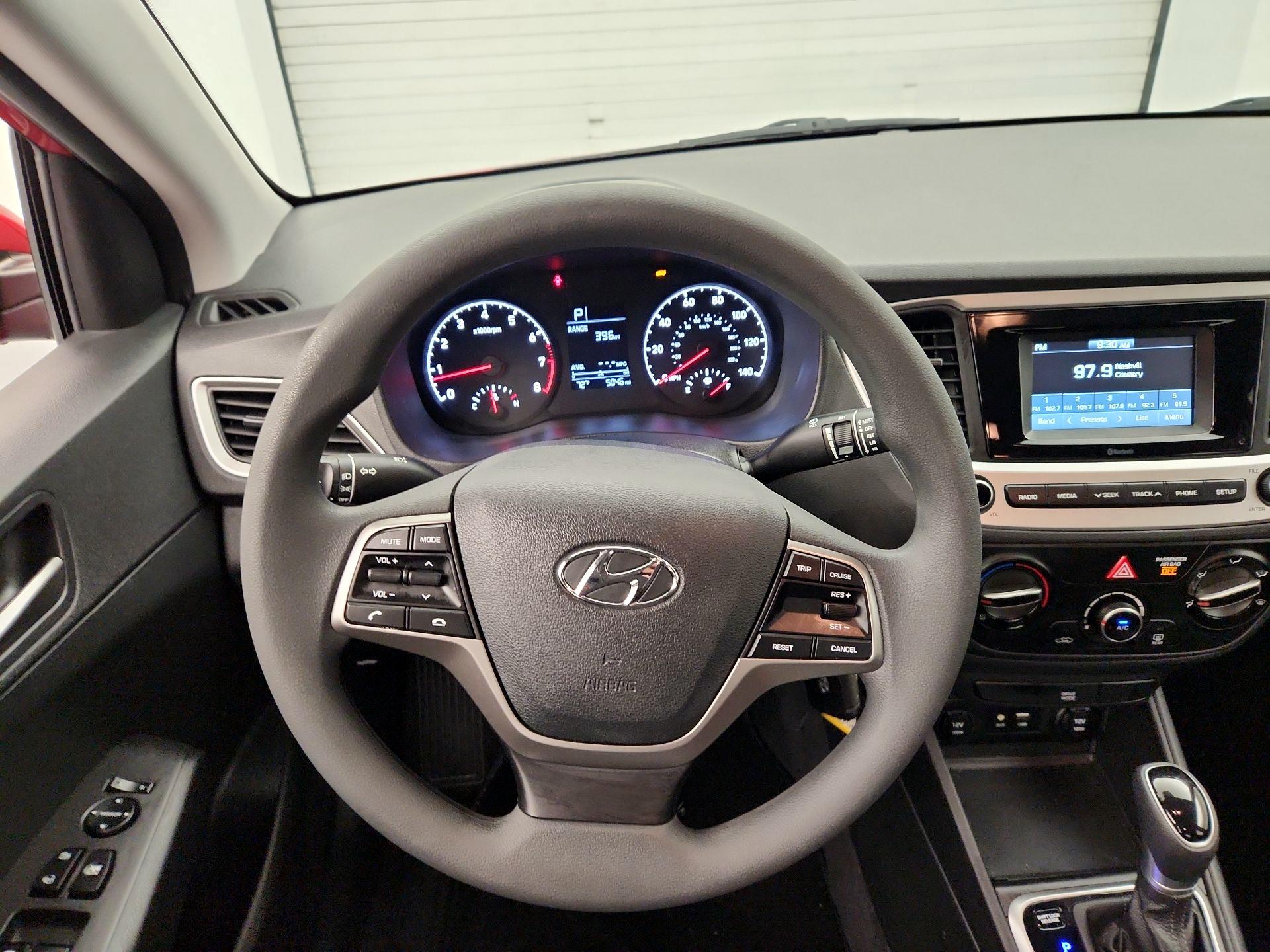 Thumbnail: 2022 Hyundai Accent - 10