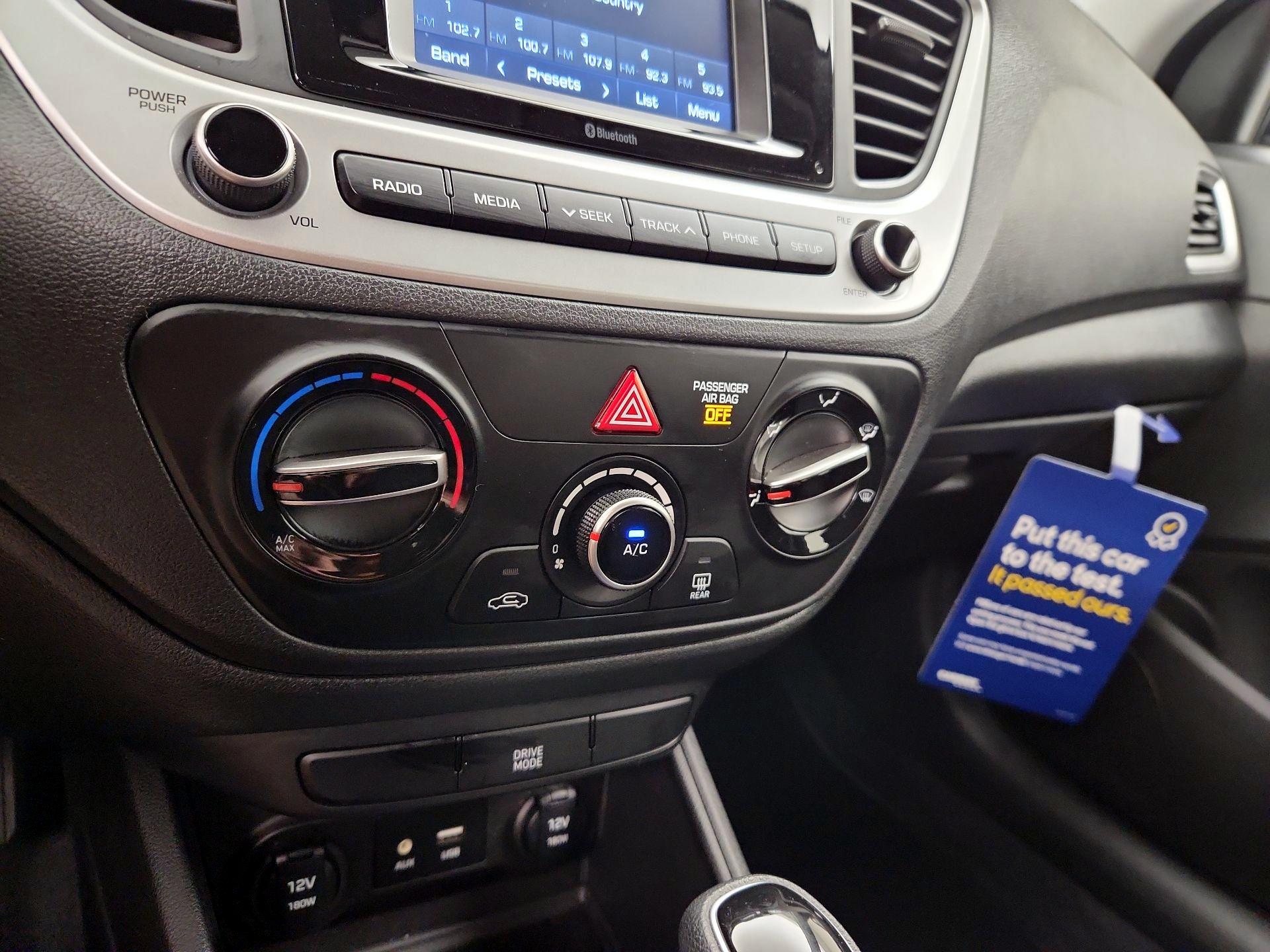 Thumbnail: 2022 Hyundai Accent - 16