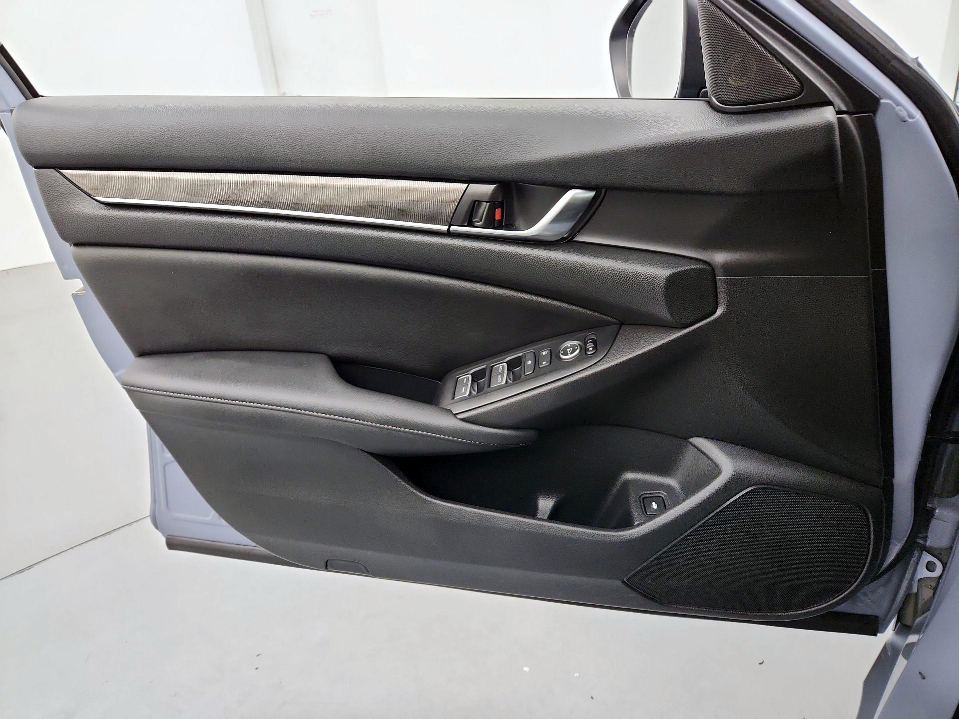 Thumbnail: 2022 Honda Accord - 12