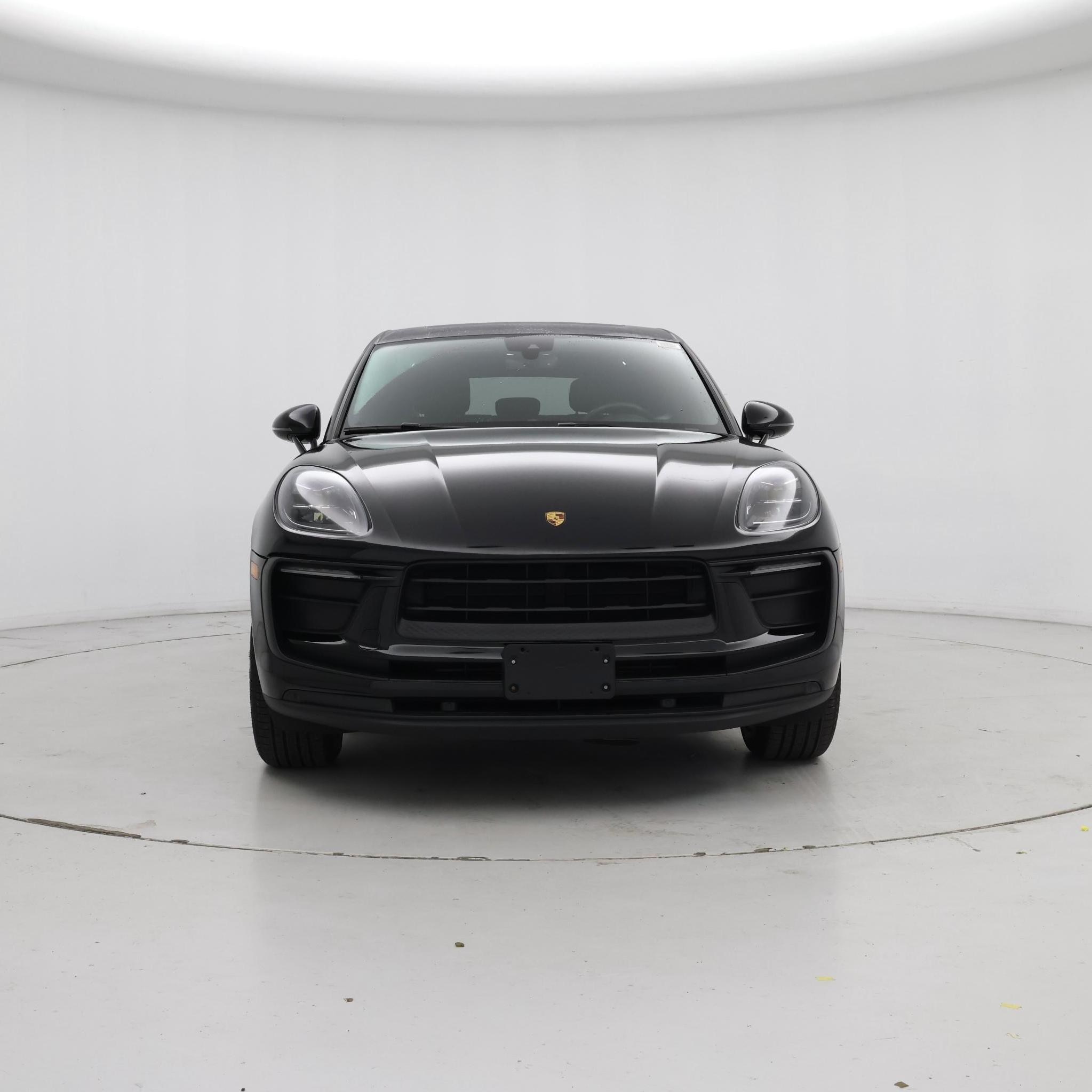 Thumbnail: 2022 Porsche Macan - 5